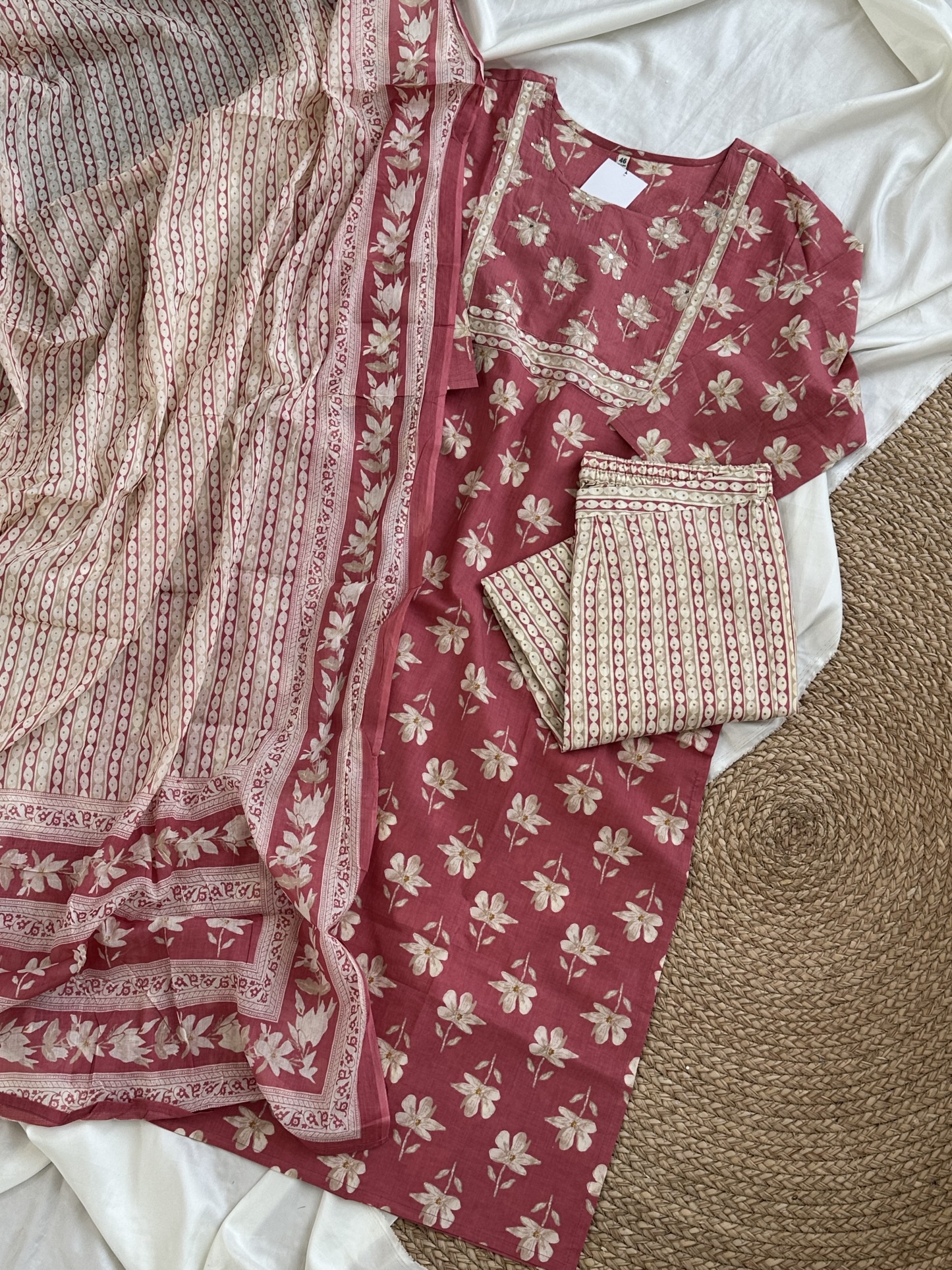 Floral Sequinned Kurta Set