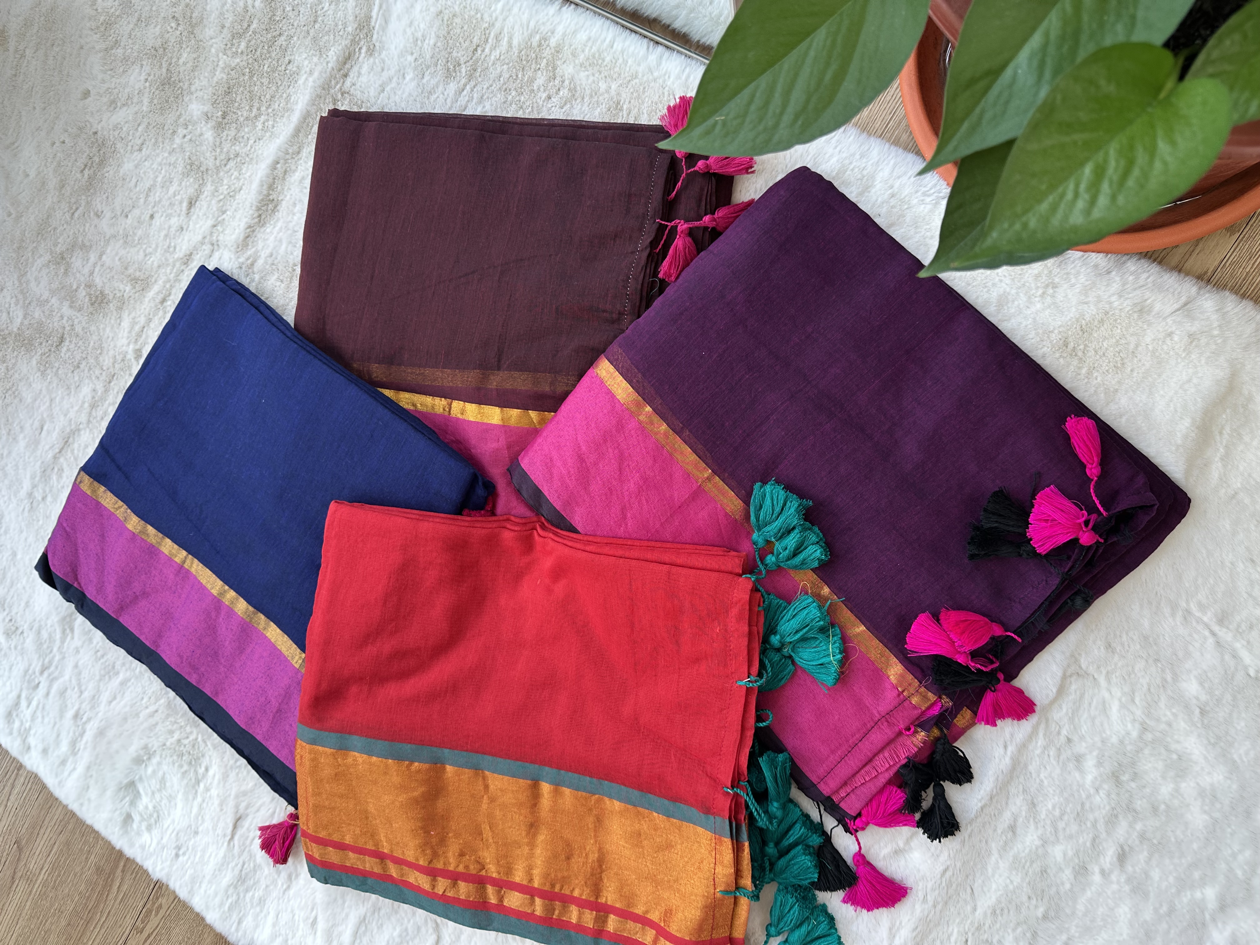 Contrast Border Mul Saree