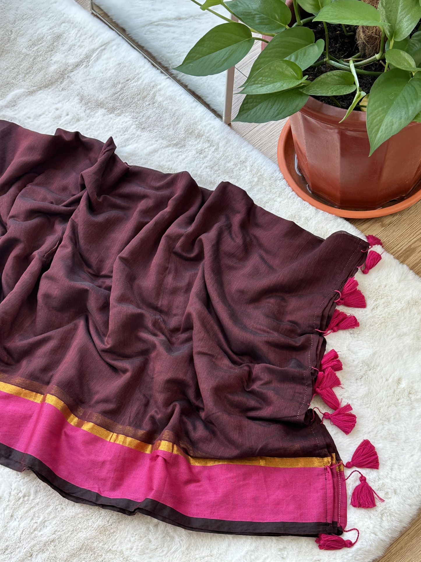 Contrast Border Mul Saree