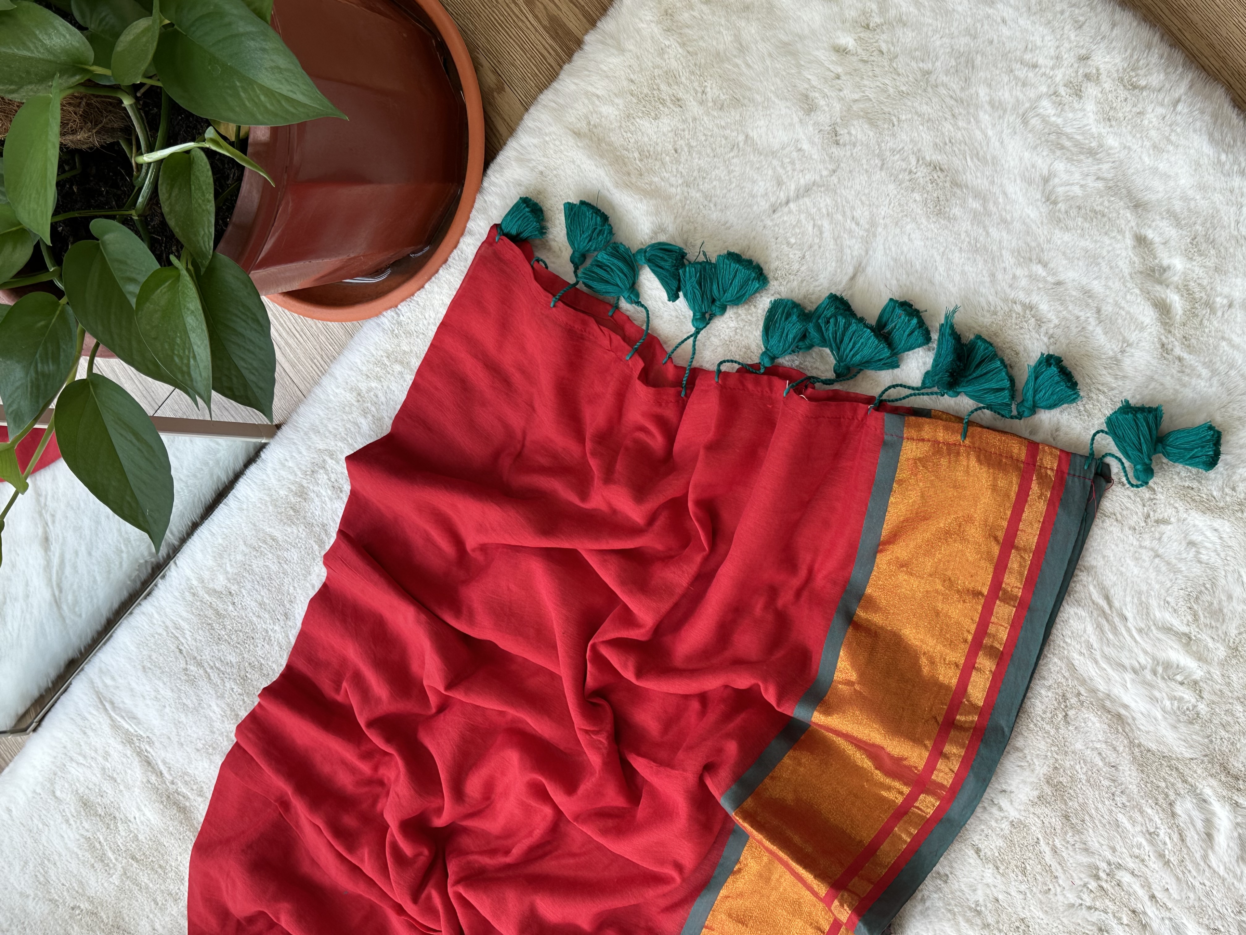 Contrast Border Mul Saree