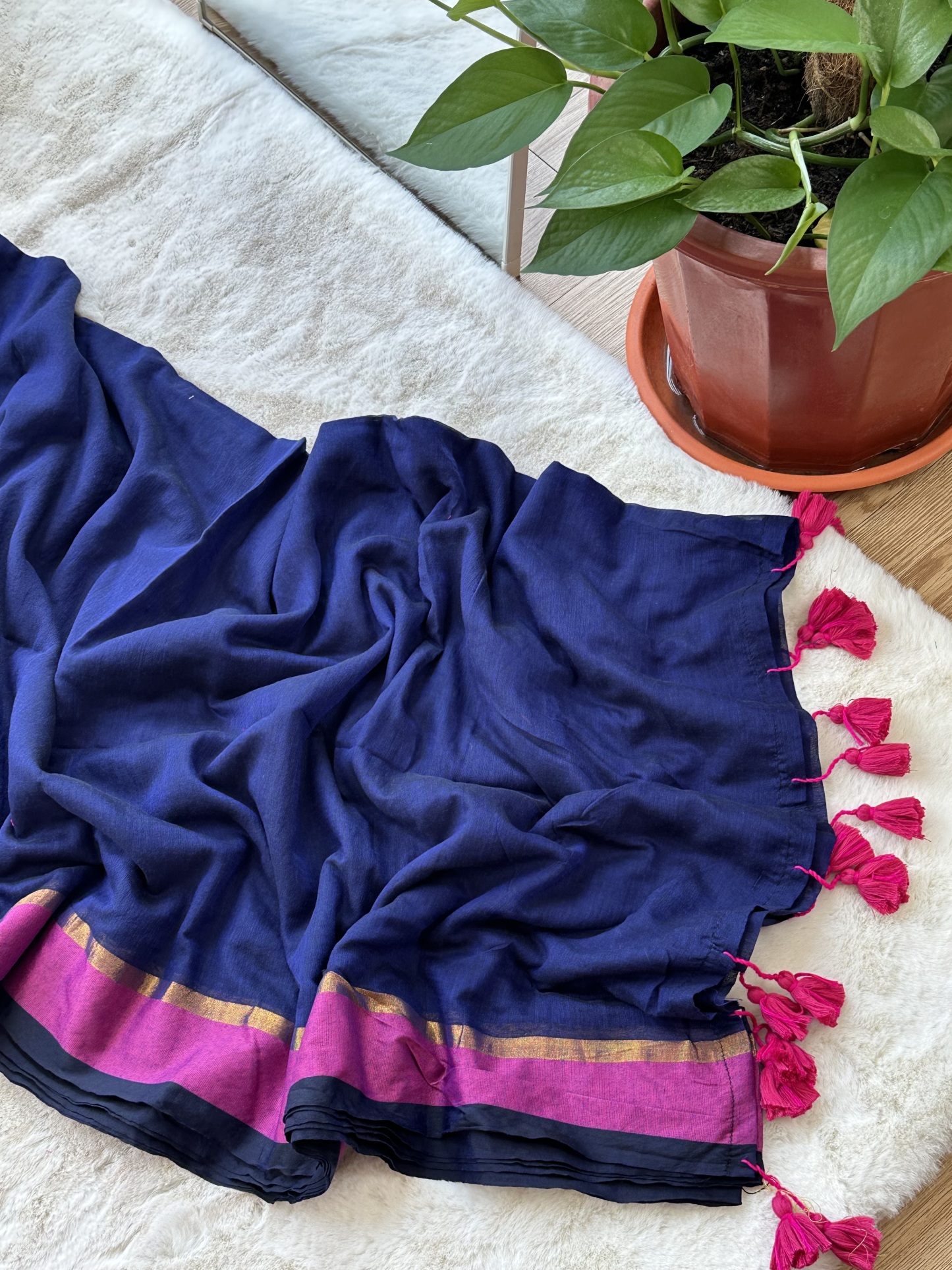 Mul Cotton Saree with Small Pompom-Kaii Paii