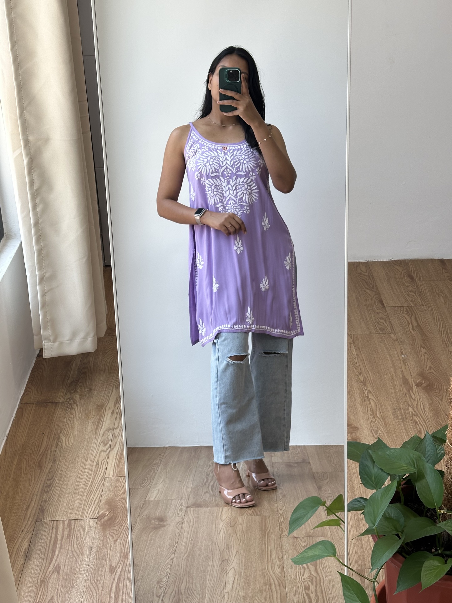 Chikankari Short Kurta