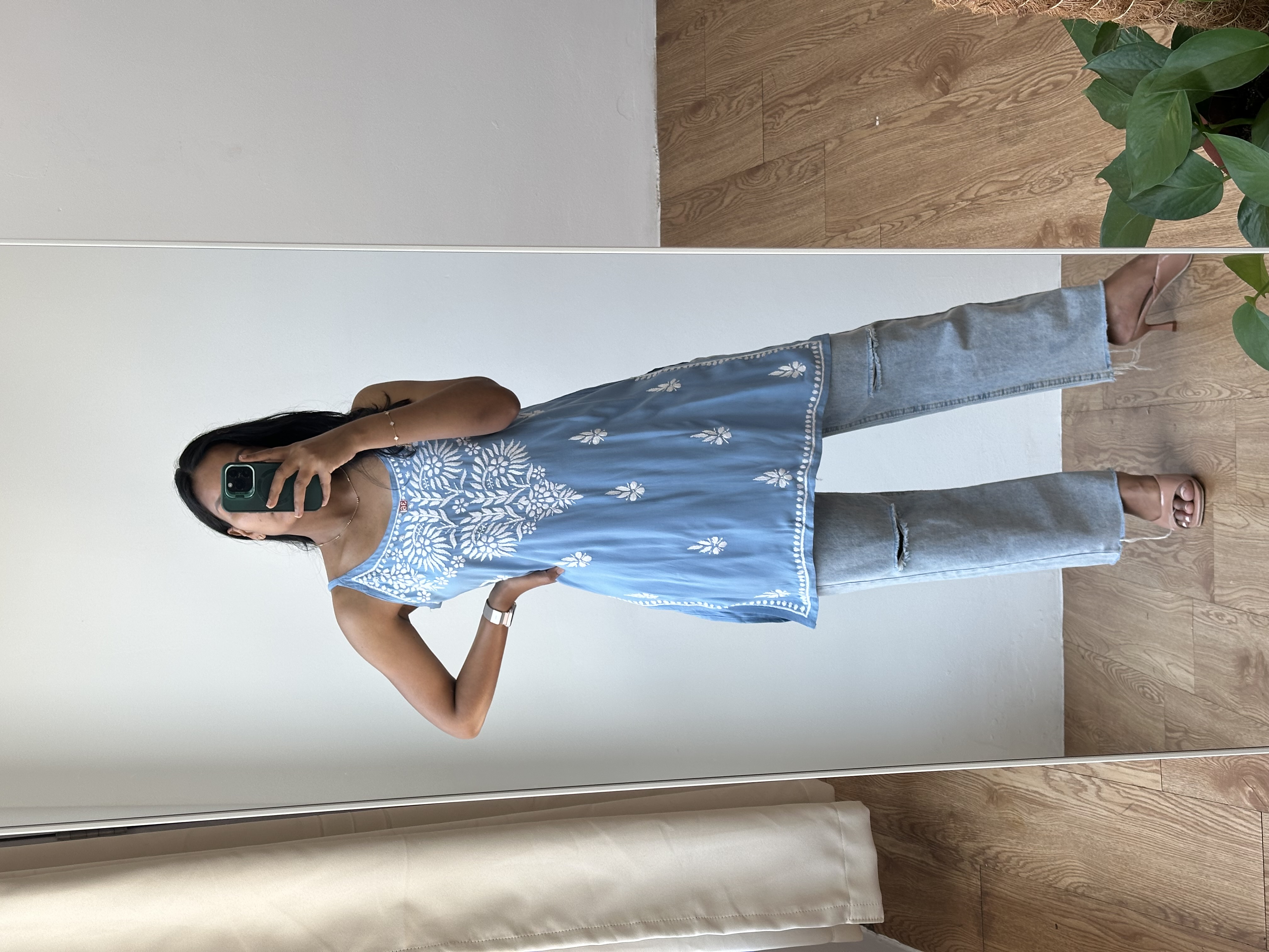 Chikankari Short Kurta