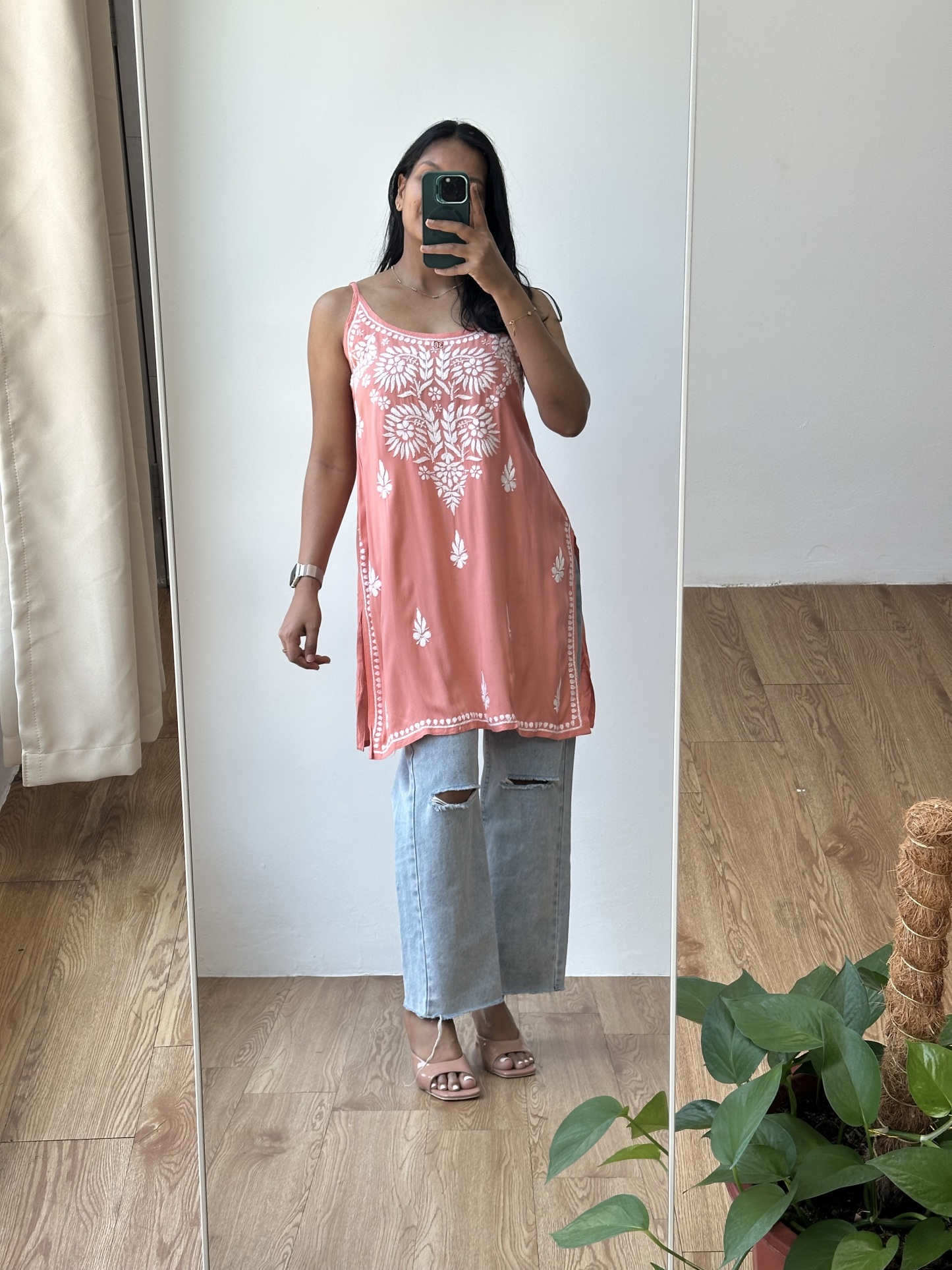 Chikankari Short Kurta