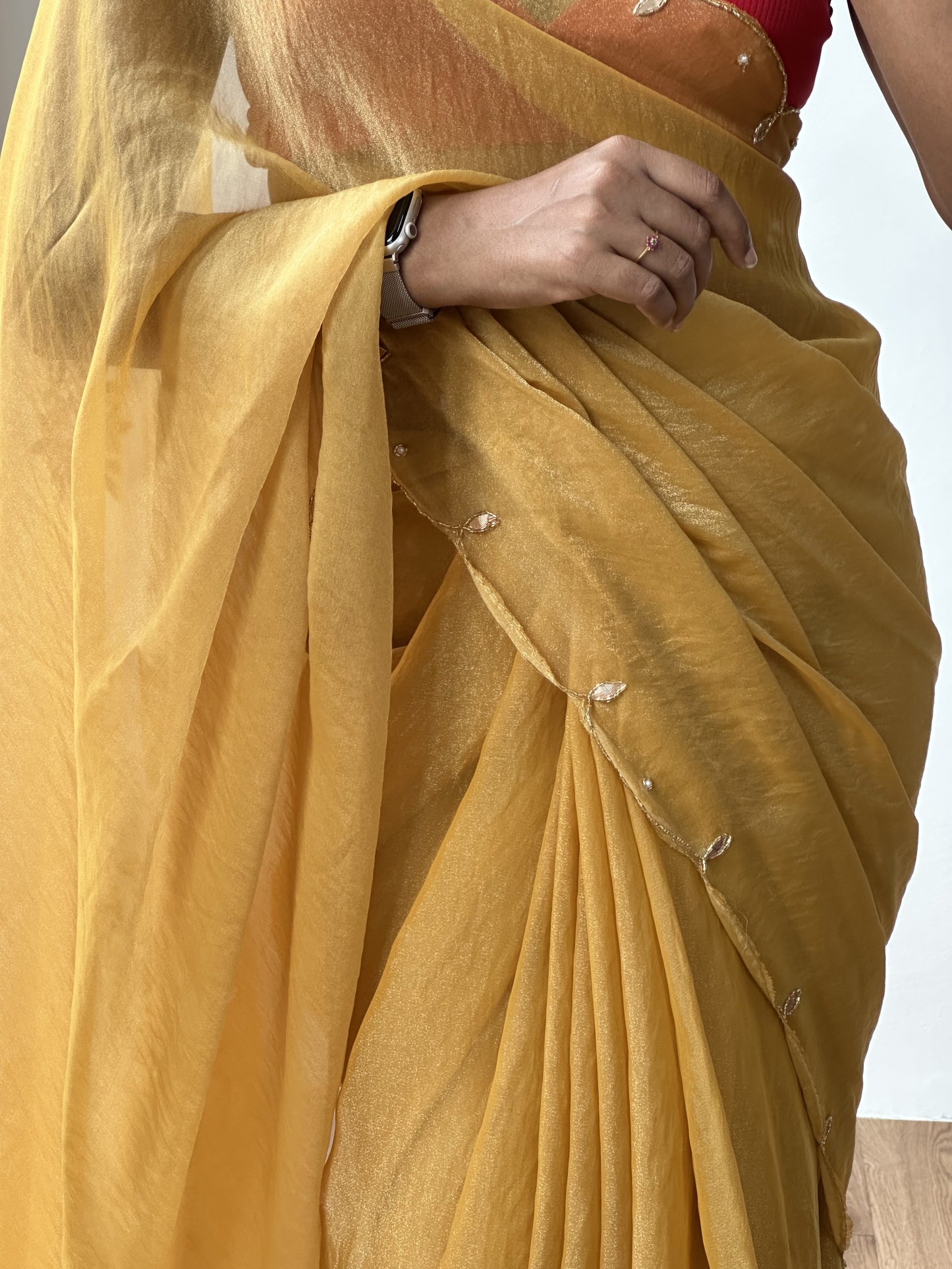 Double Tone Tissue Saree