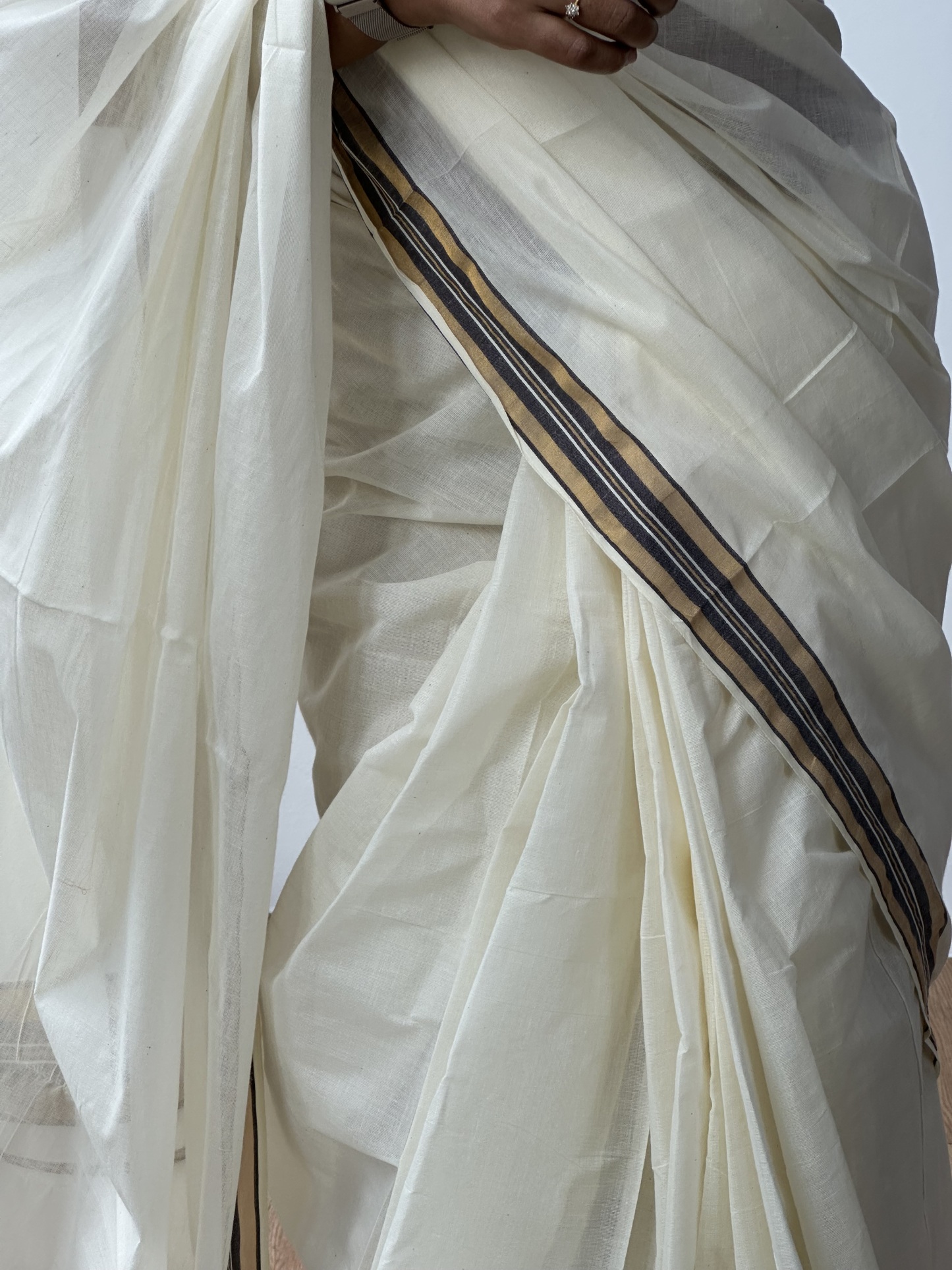 Handloom Cotton Kasavu Saree