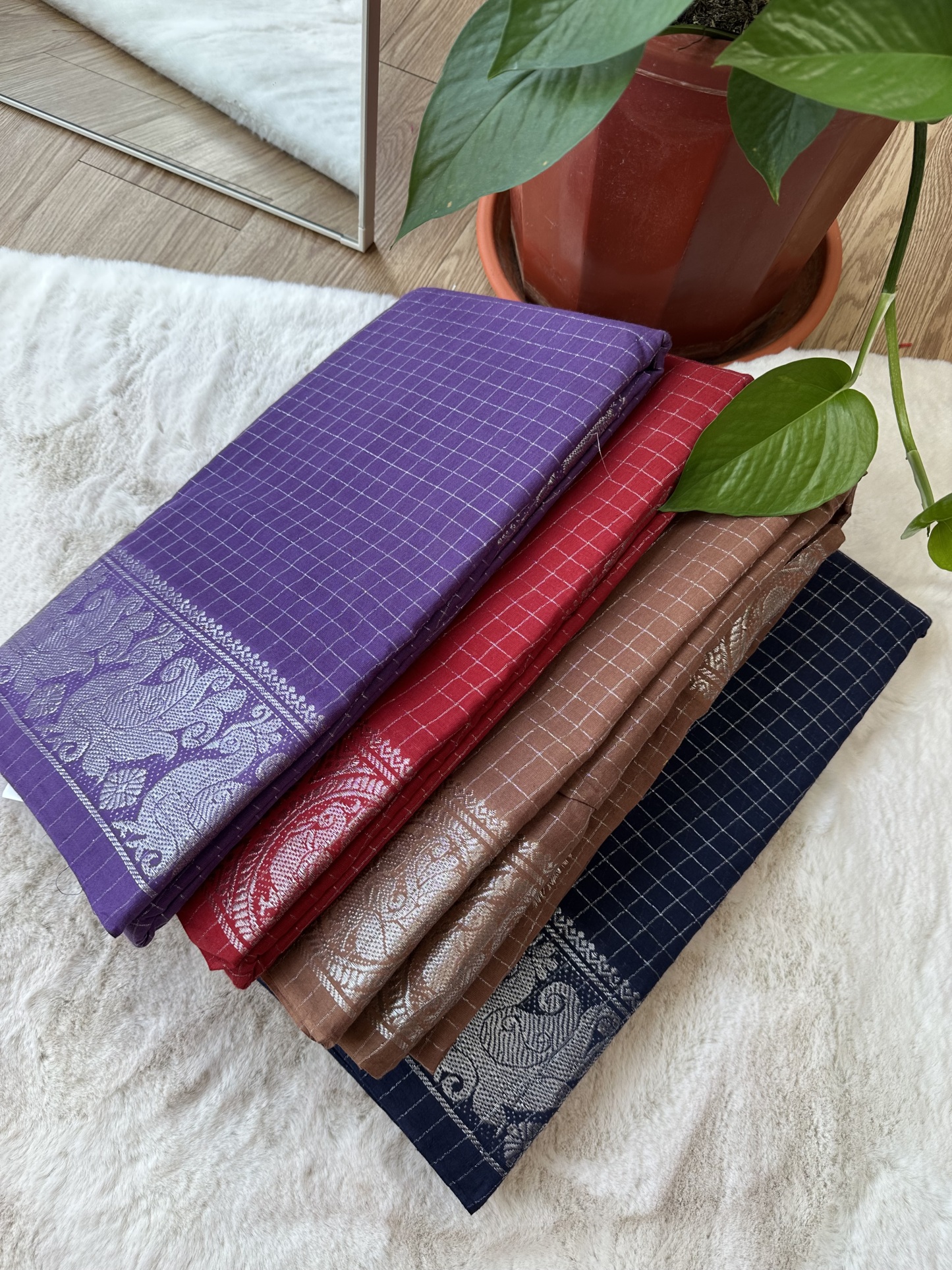 Handloom Sungudi Saree