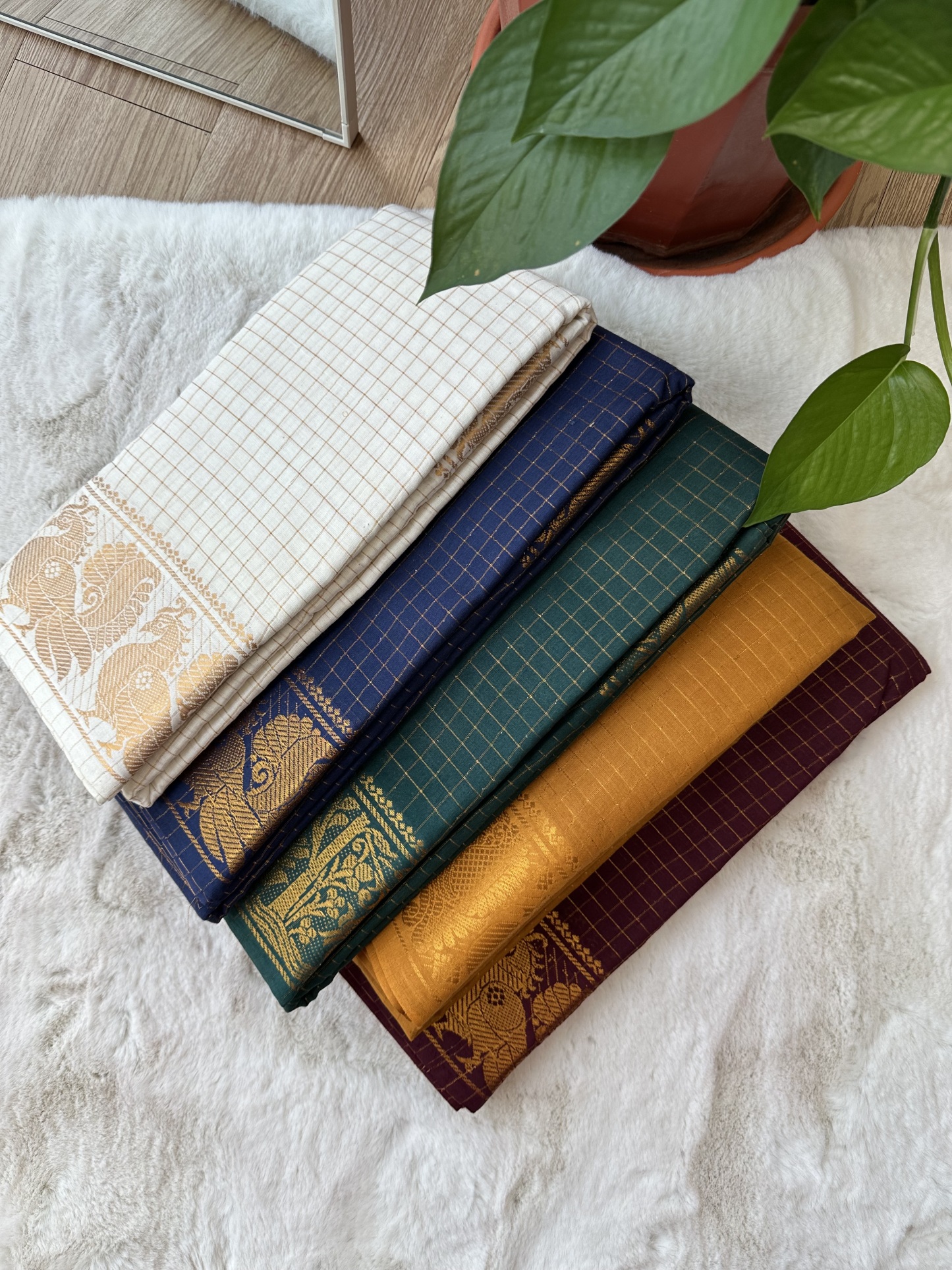 Handloom Sungudi Saree