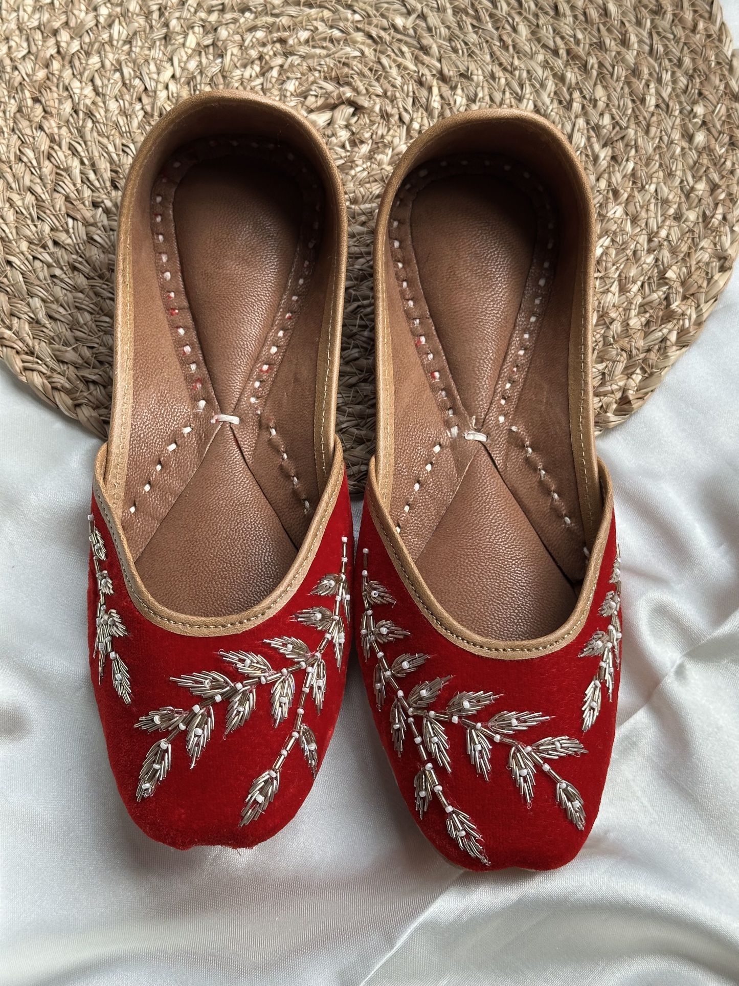 Red Sequinned Jutti