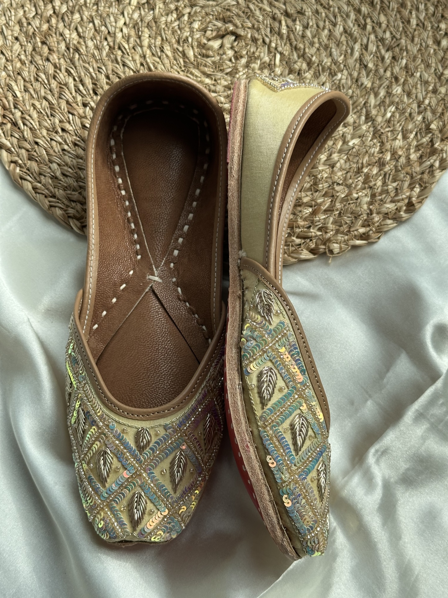Beige Sequinned Jutti
