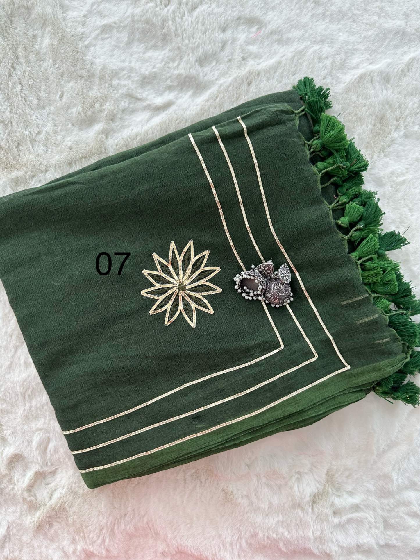 Mul Cotton Saree with Gota Pati