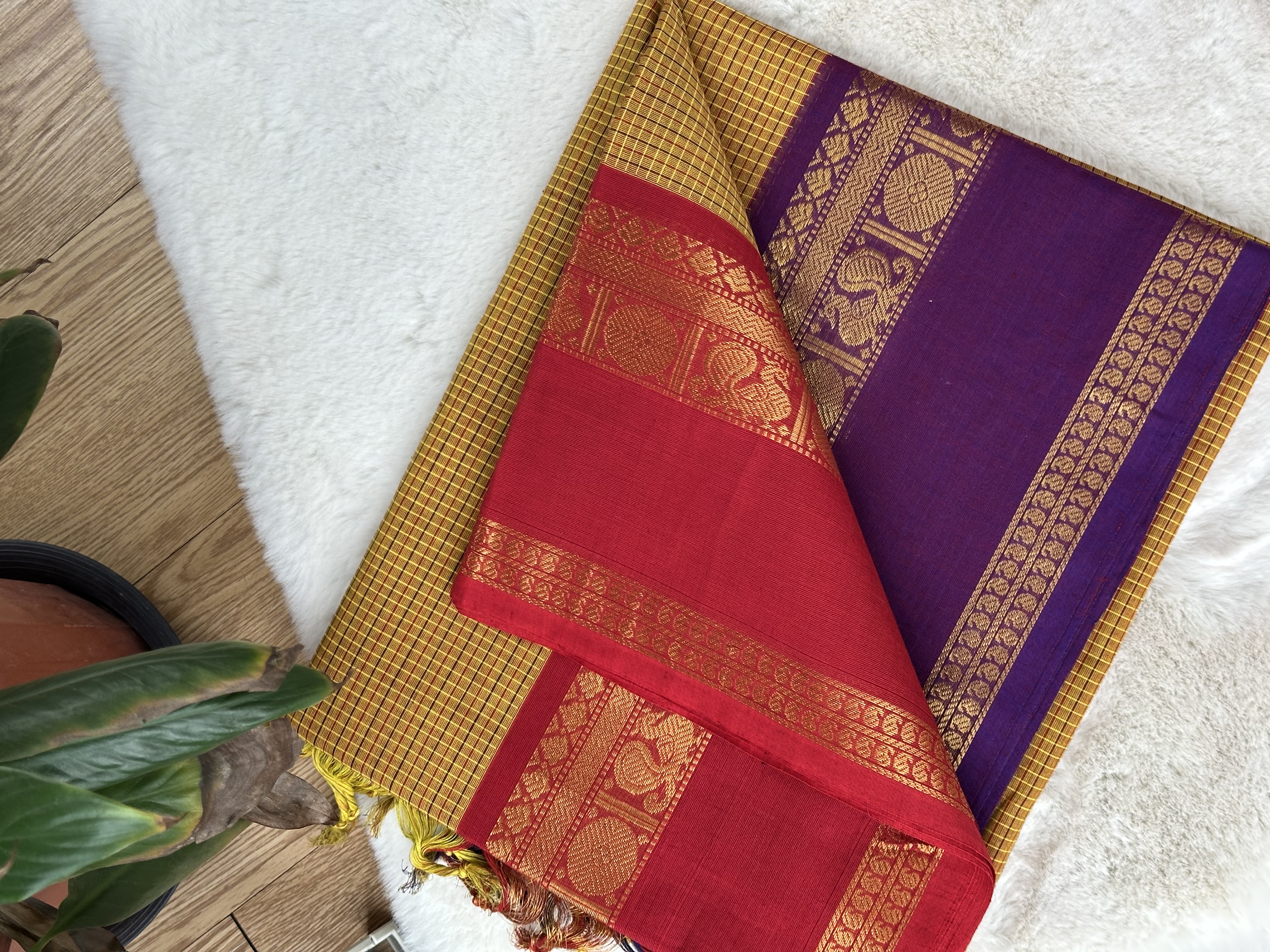 Handloom Cotton Saree with Blouse (80s)