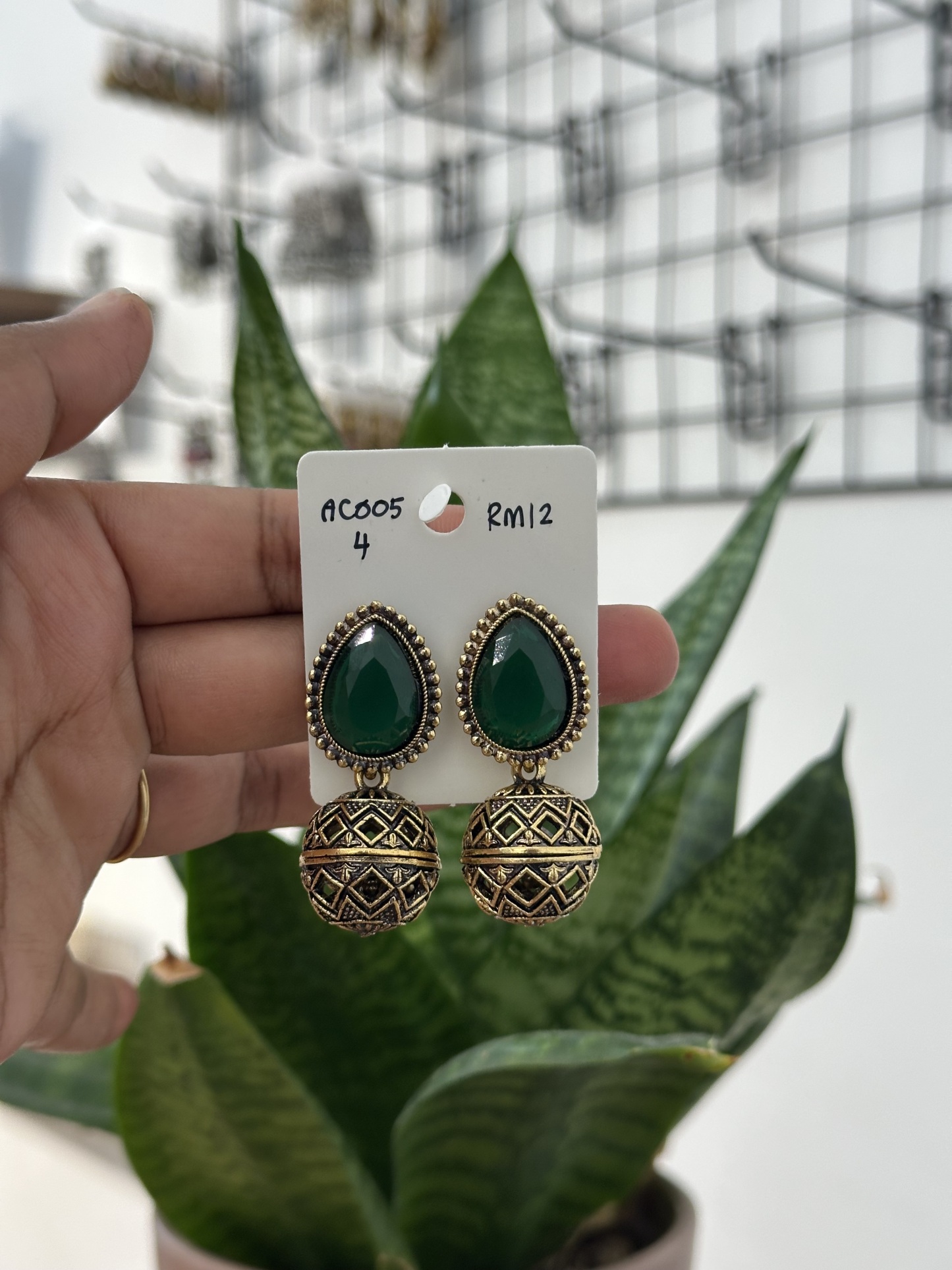 Ball Earring Gold Teardrop
