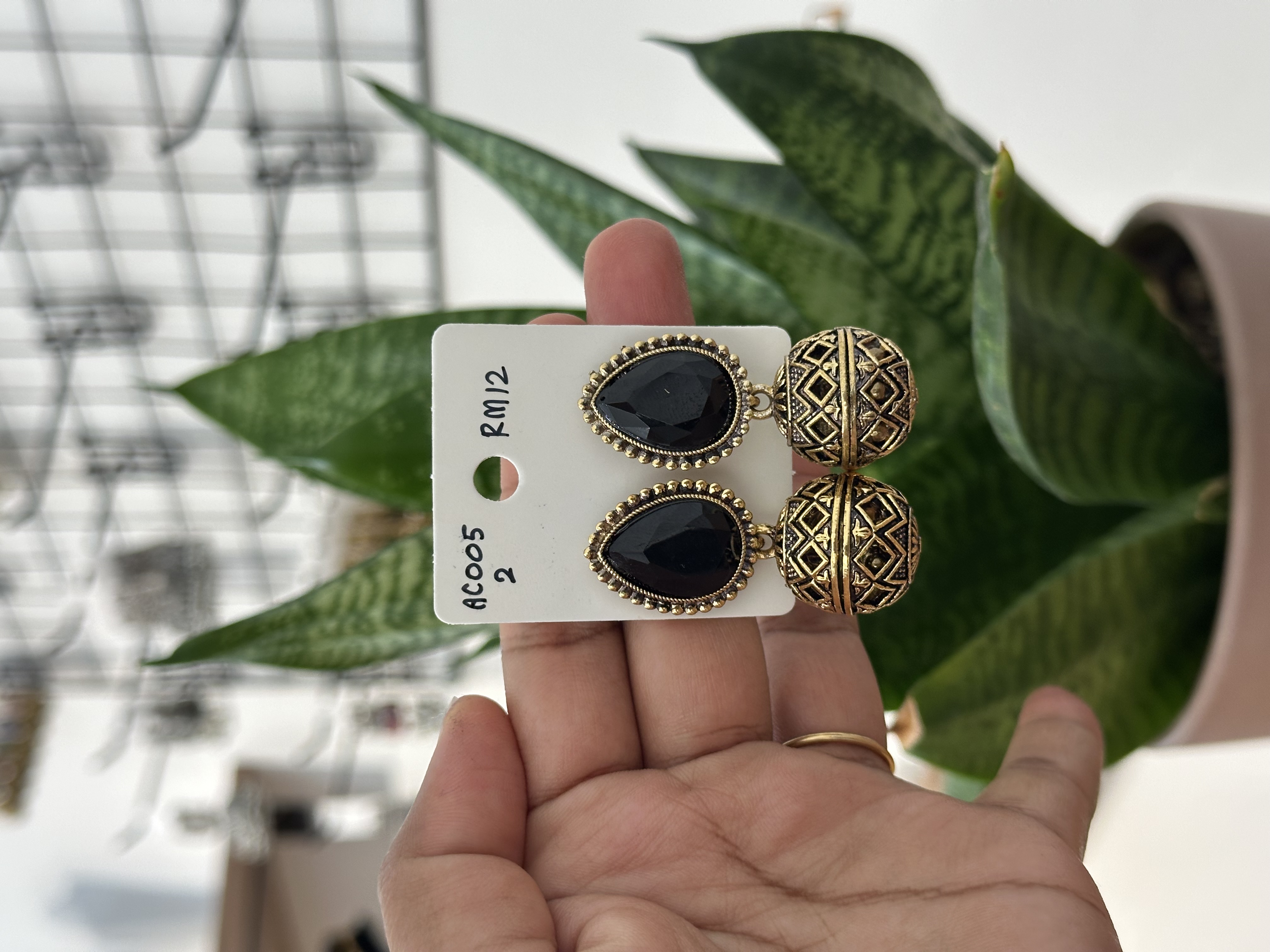 Ball Earring Gold Teardrop