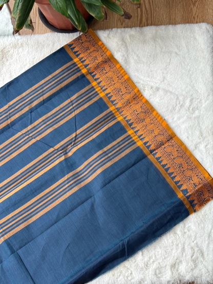 Handloom Cotton Saree without Blouse (60s)