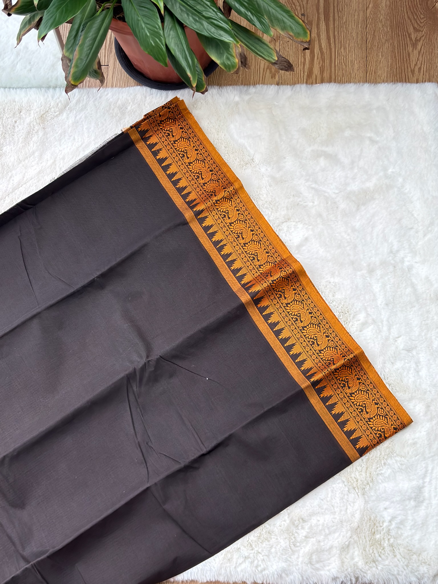 Handloom Cotton Saree without Blouse (60s)
