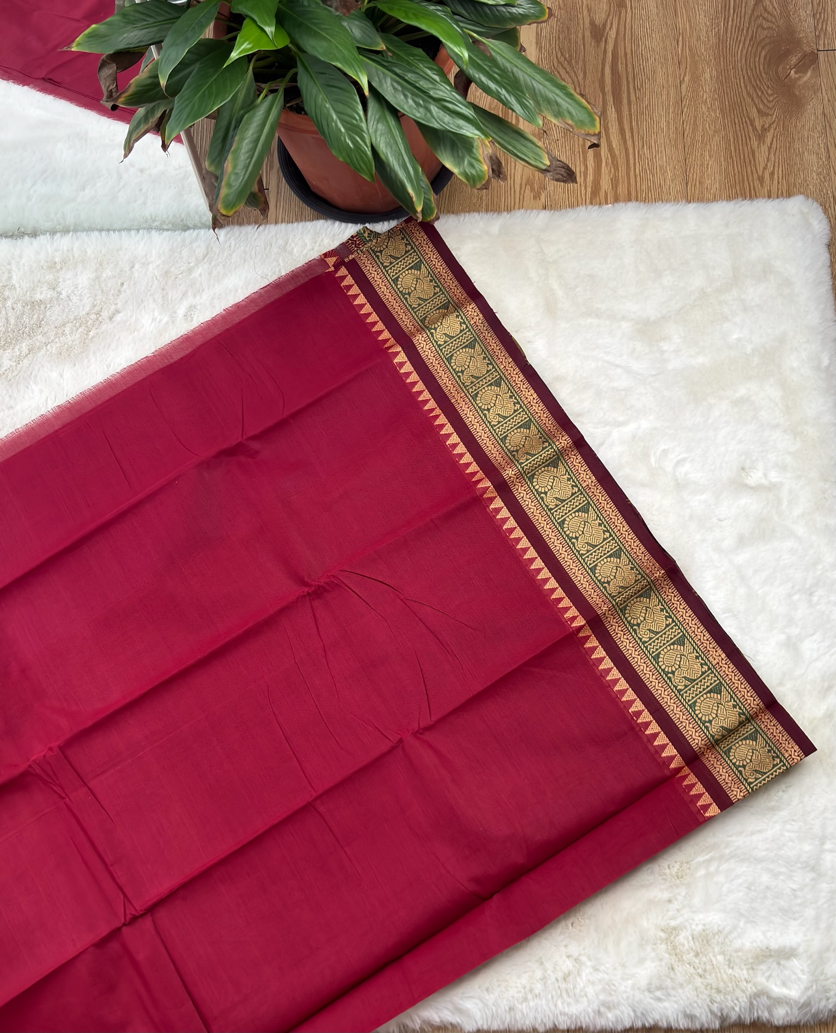 Handloom Cotton Saree without Blouse (60s)