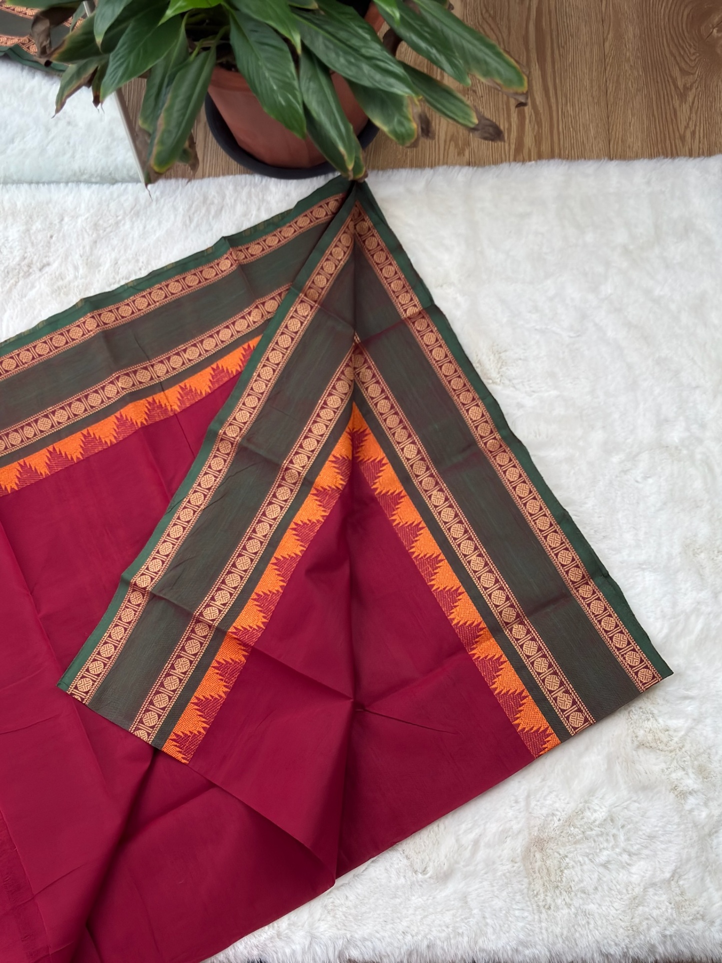 Handloom Cotton Saree without Blouse (80s)