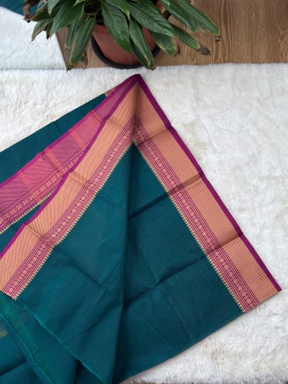 Handloom Cotton Saree without Blouse (60s)
