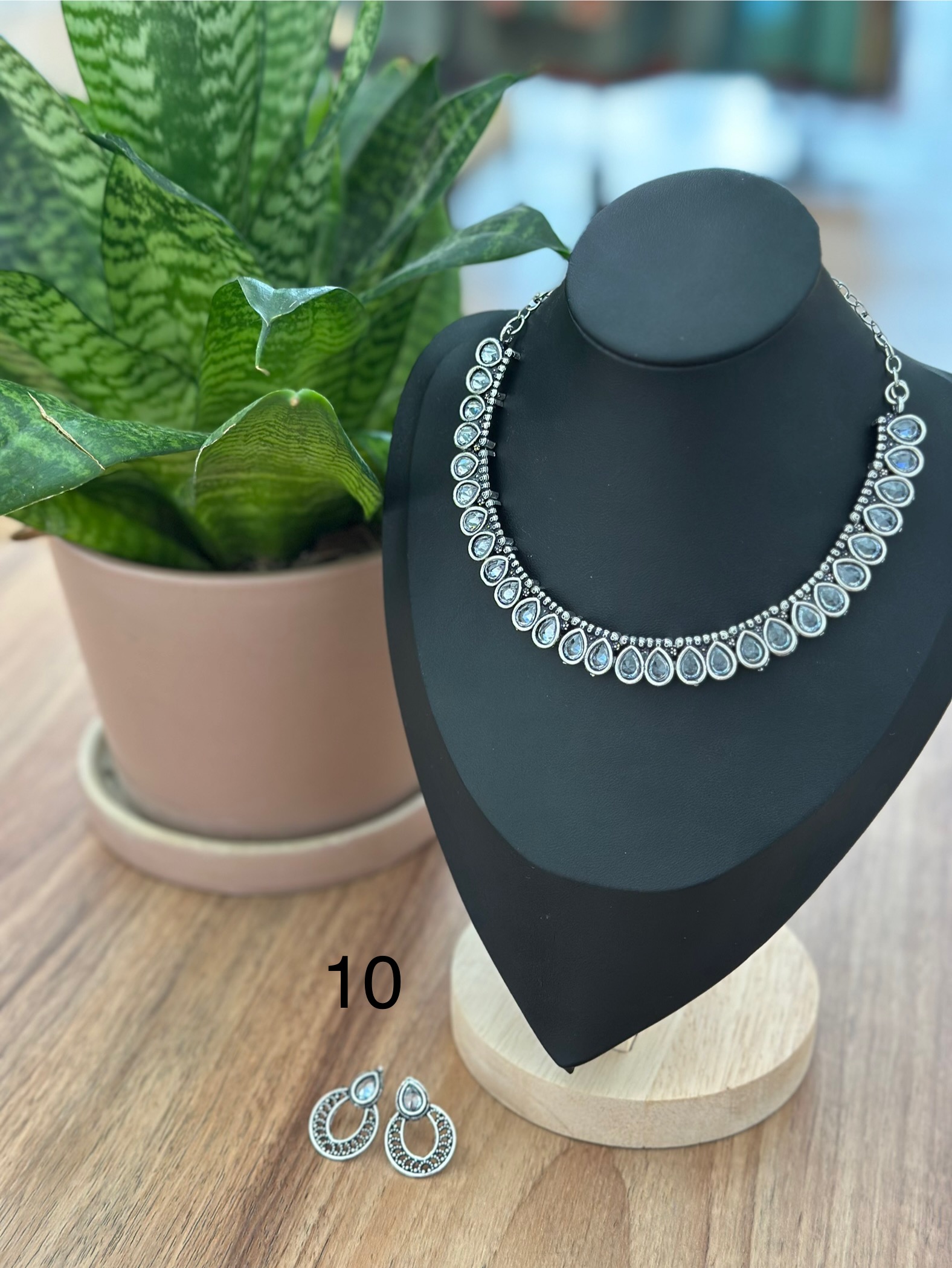 Silver Stone Choker Set
