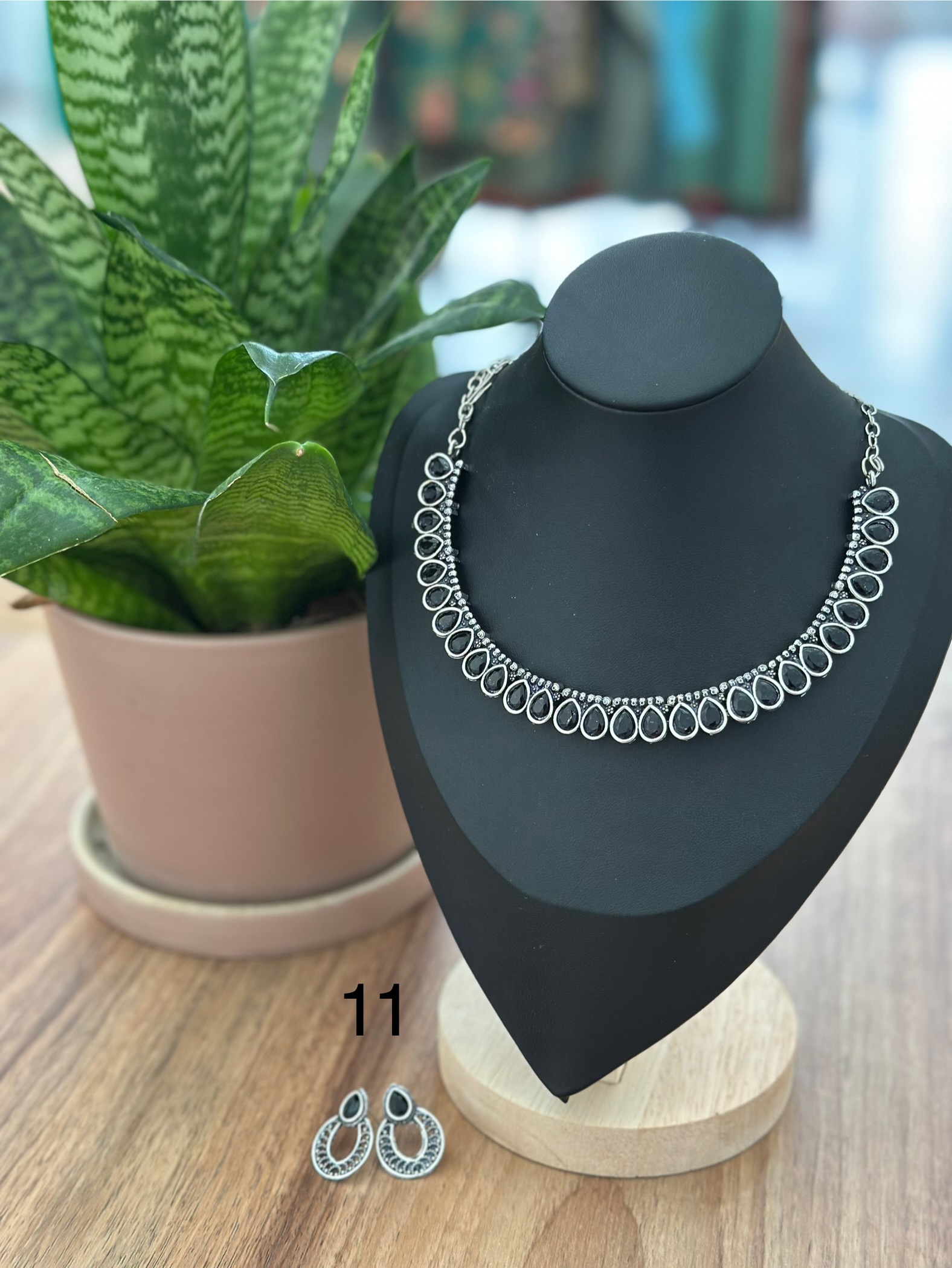 Silver Stone Choker Set