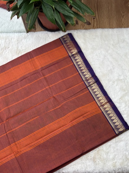 Handloom Cotton Saree without Blouse (60s)