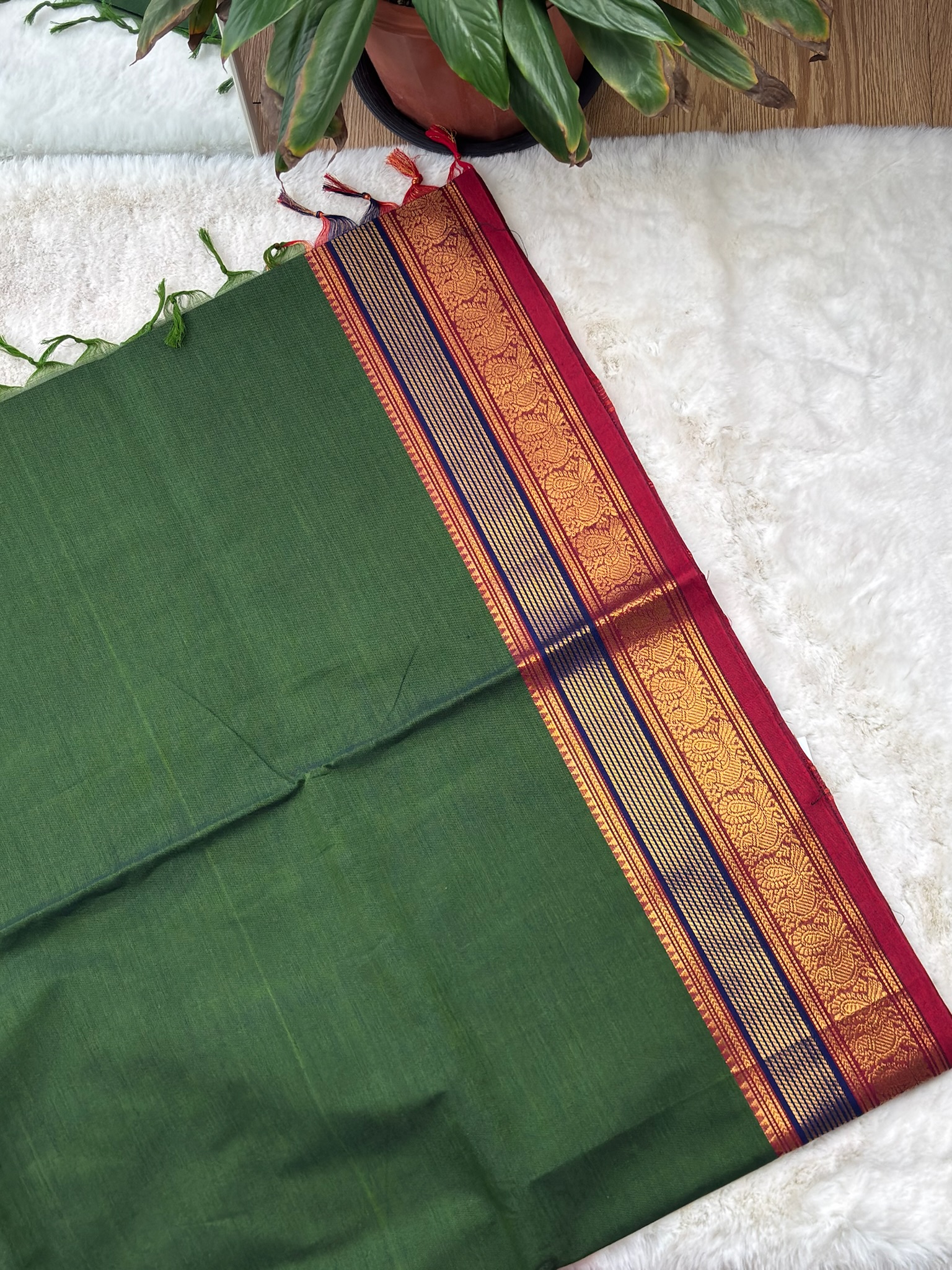 Handloom Cotton Saree with Blouse (80s)