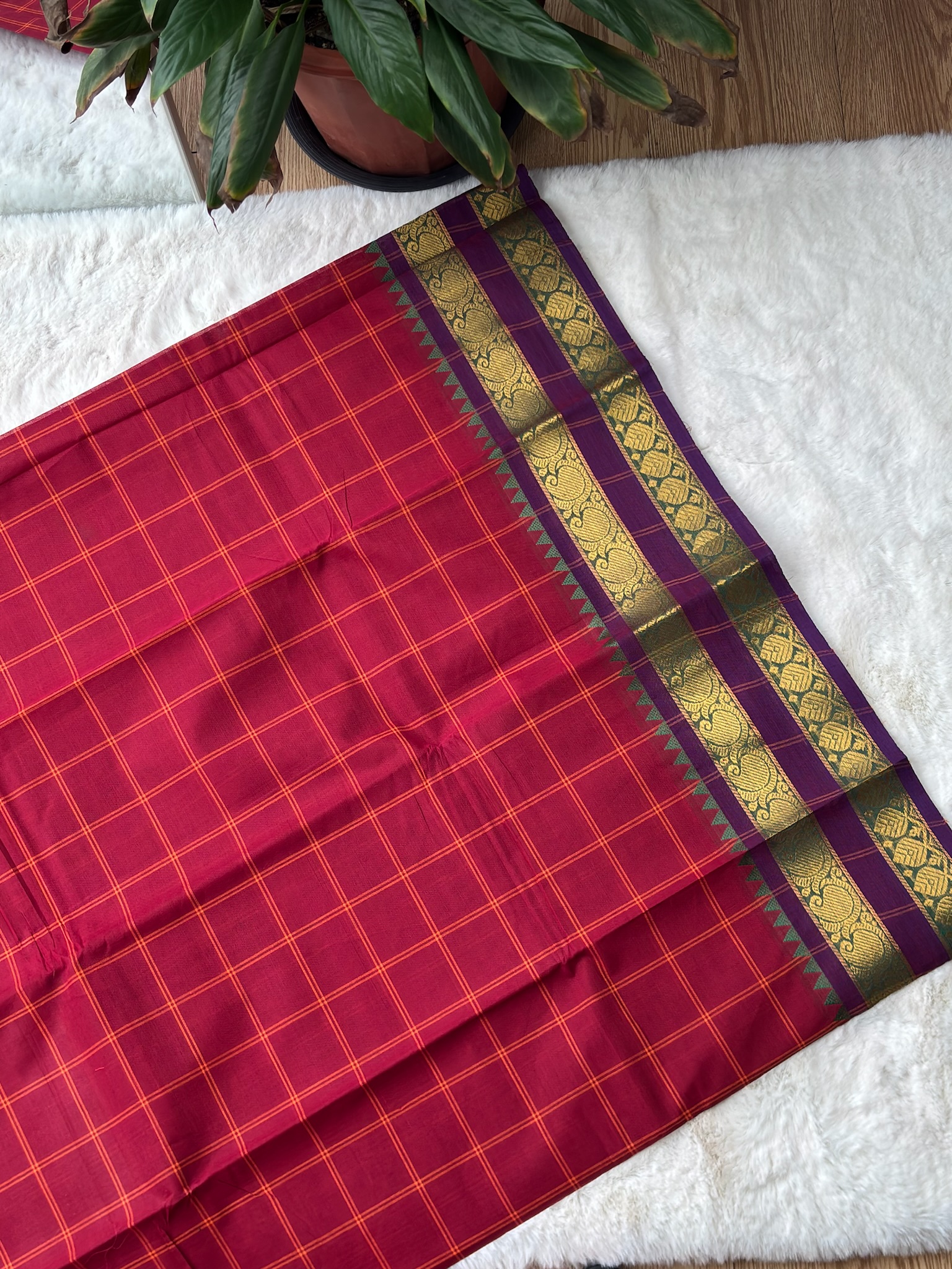 Handloom Cotton Saree without Blouse (60s)