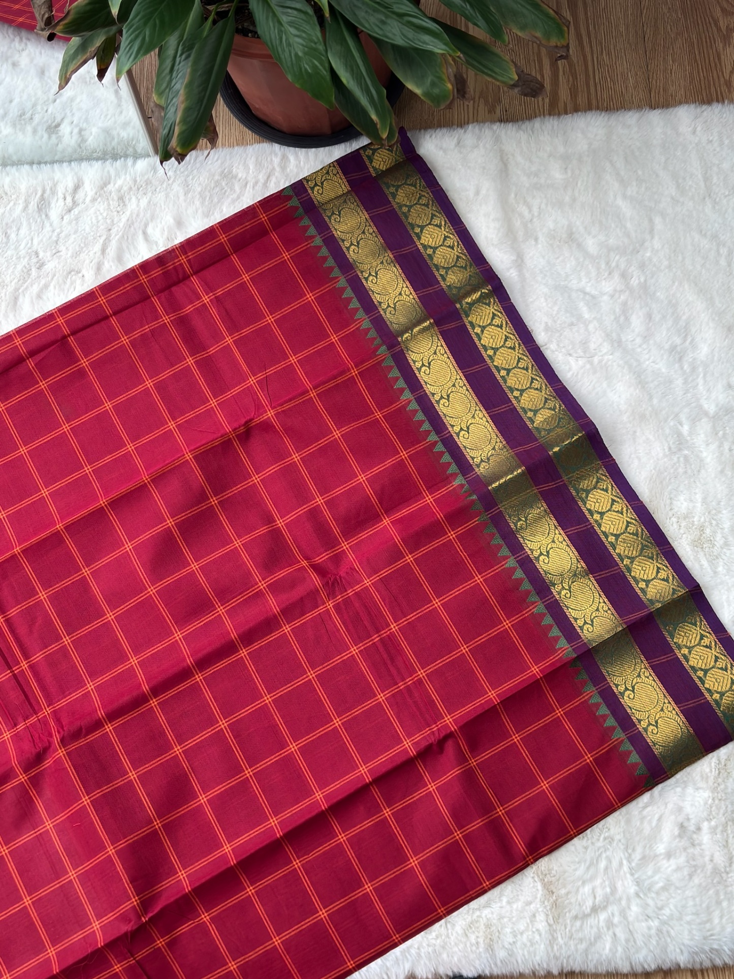 Handloom Cotton Saree without Blouse (60s)