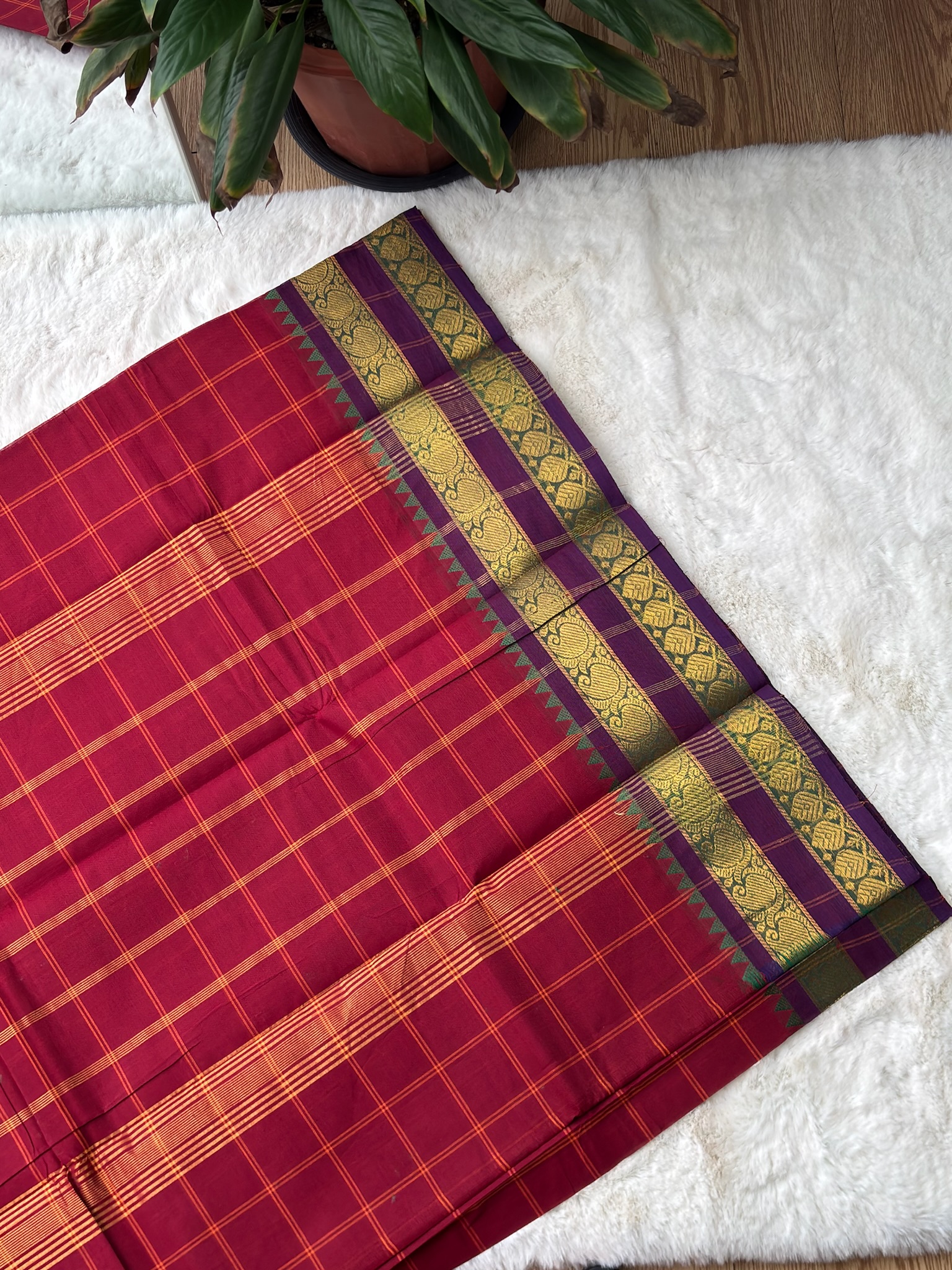 Handloom Cotton Saree without Blouse (60s)