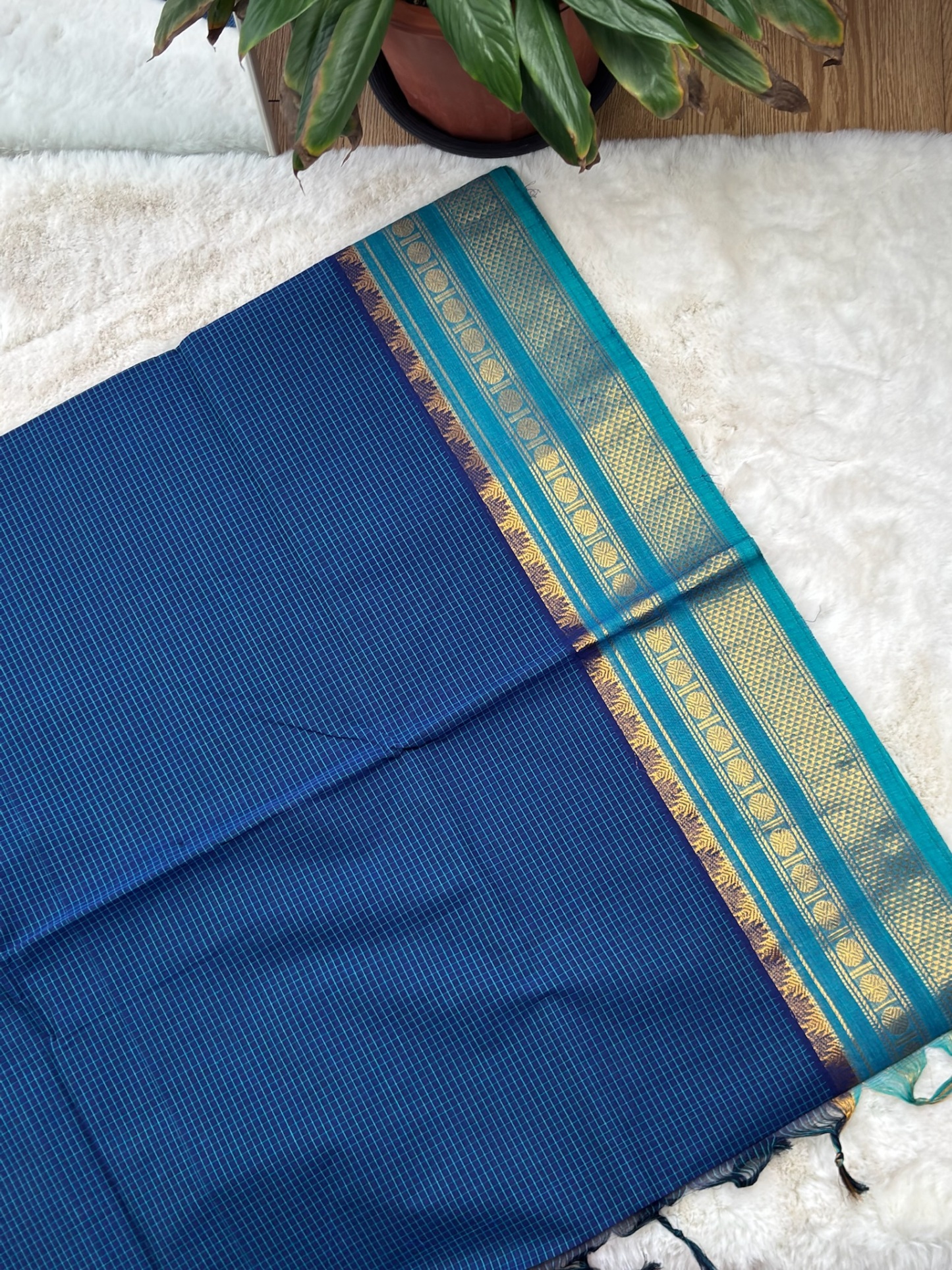 Handloom Cotton Saree with Blouse (80s)
