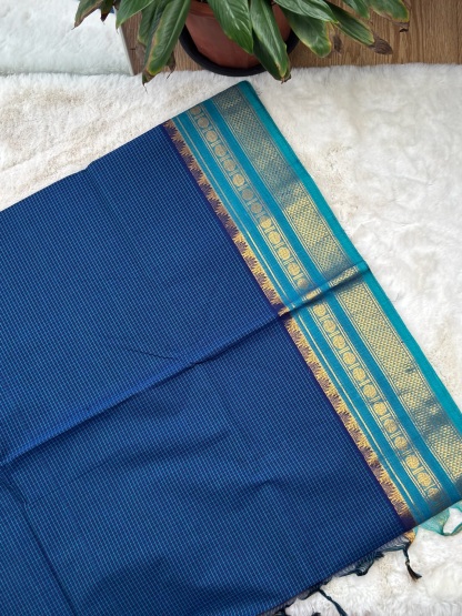 Handloom Cotton Saree with Blouse (80s)