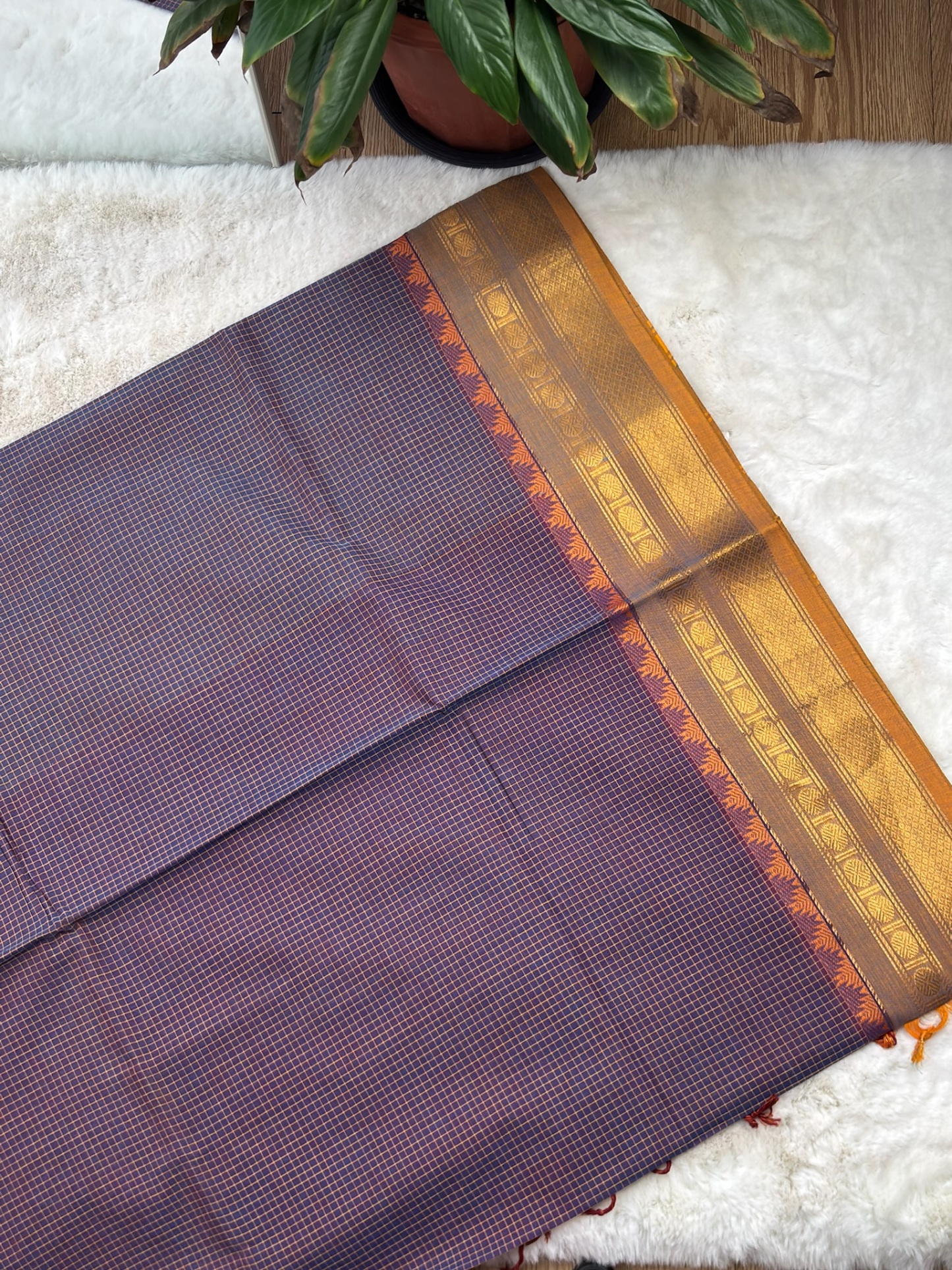 Handloom Cotton Saree with Blouse (80s)