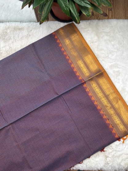 Handloom Cotton Saree with Blouse (80s)