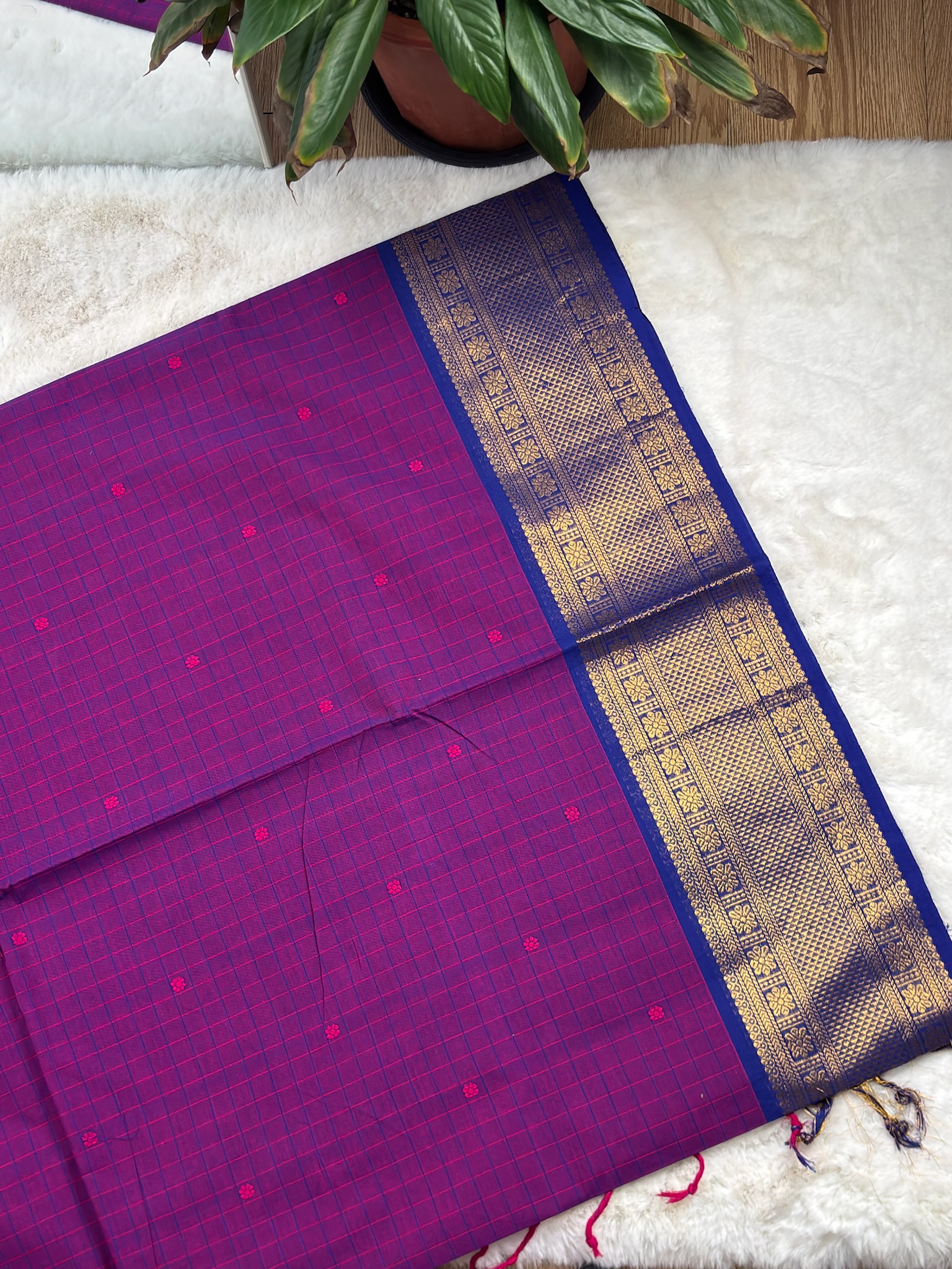 Handloom Cotton Saree with Blouse (80s)