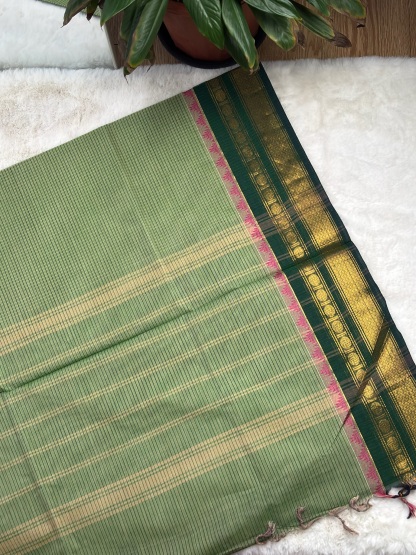 Handloom Cotton Saree with Blouse (80s)