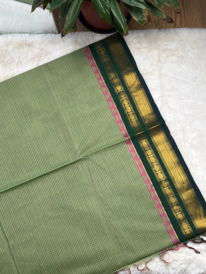 Handloom Cotton Saree with Blouse (80s)