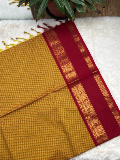 Handloom Cotton Saree with Blouse (80s)