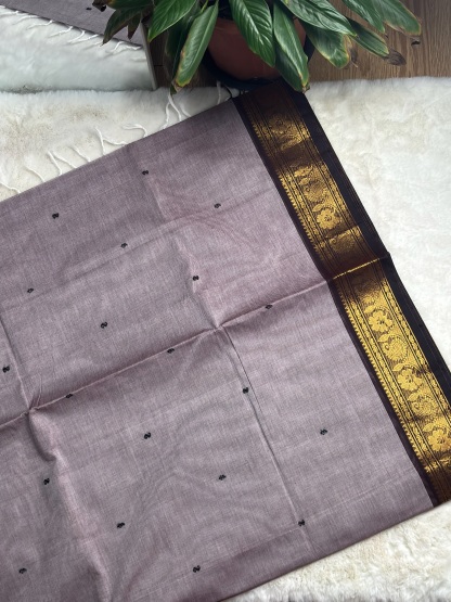 Handloom Cotton Saree with Blouse (80s)