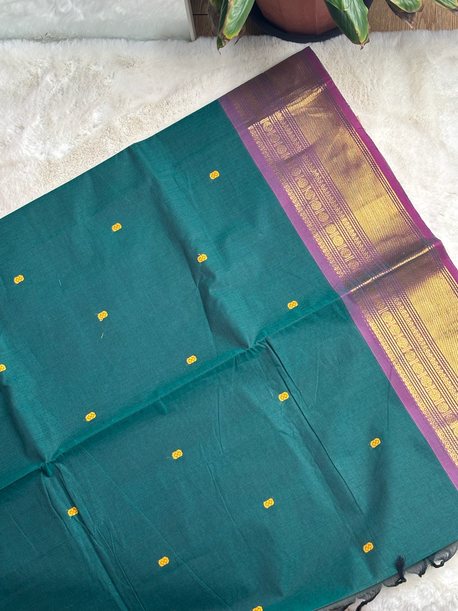 Handloom Cotton Saree with Blouse (80s)