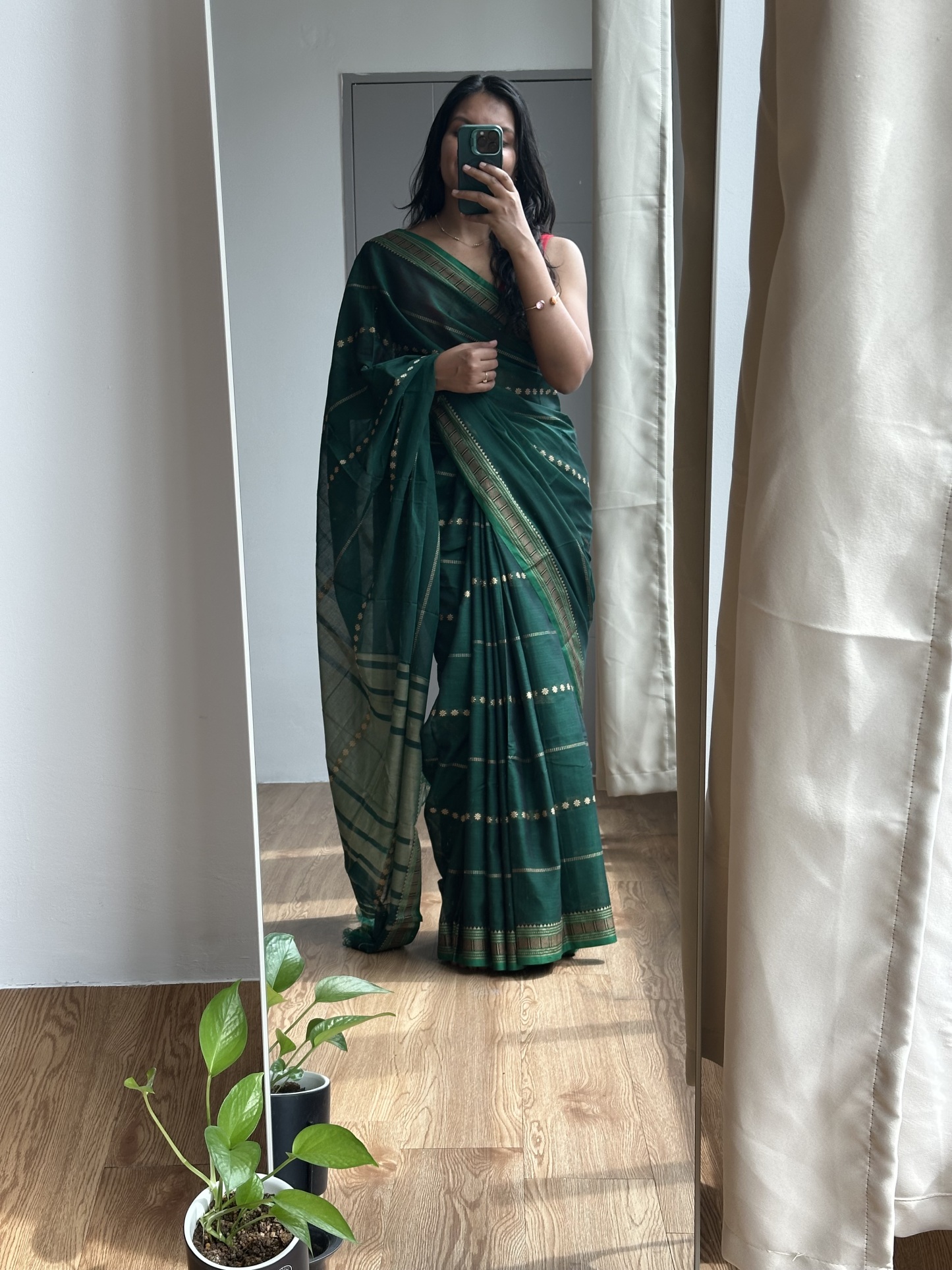 Small Buttas Narayanpet Saree (1)