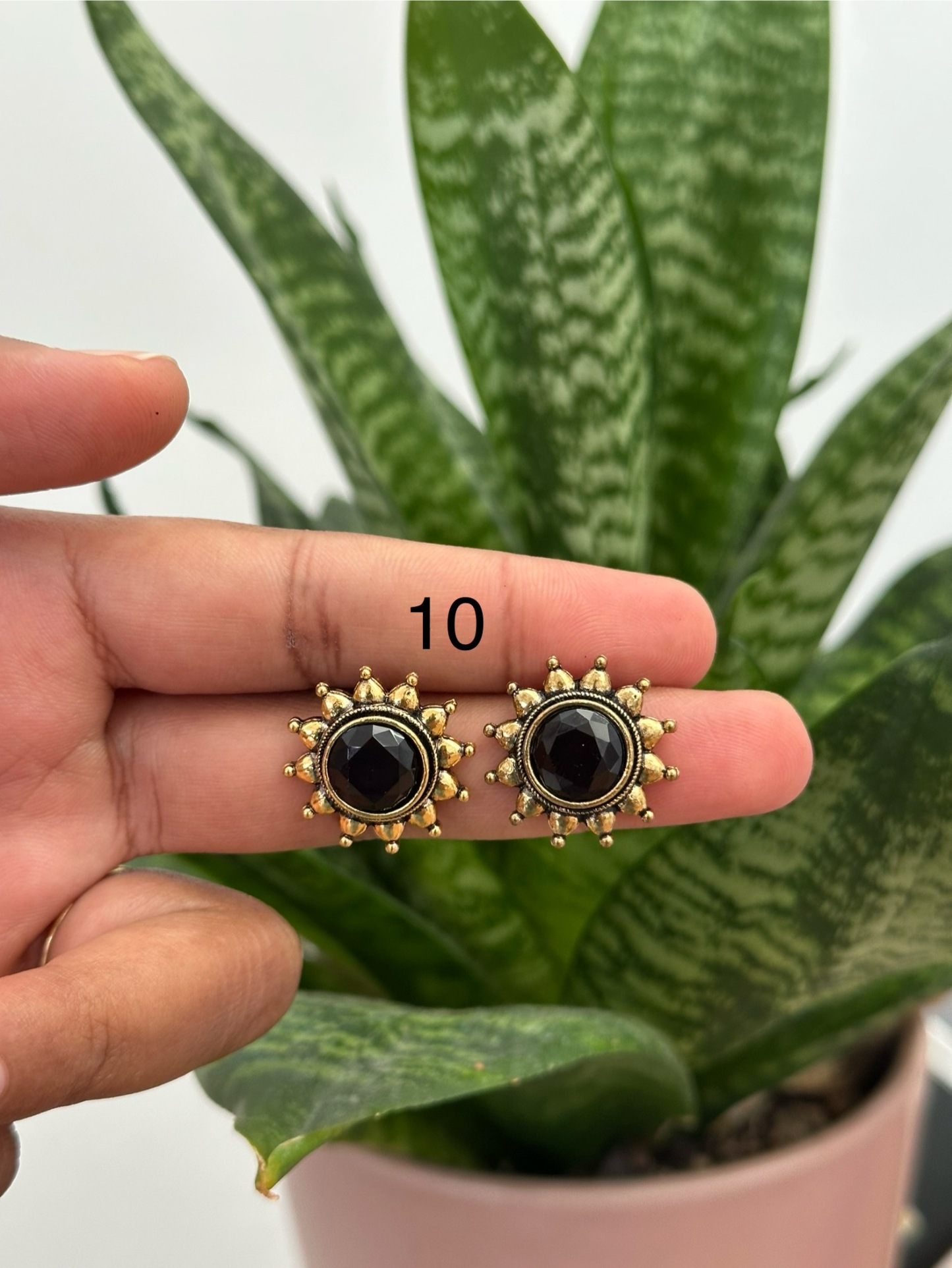 Flower Gold Stud