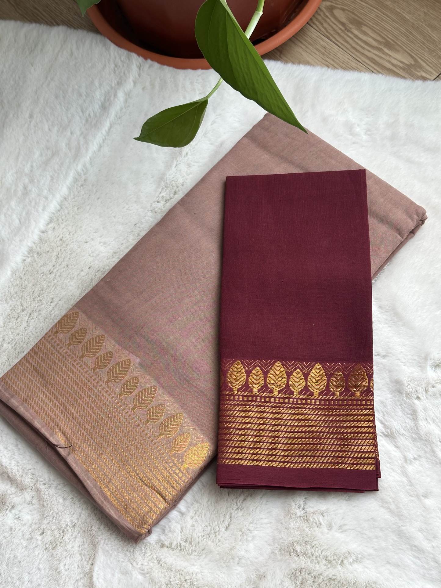 Kadambari Sungudi Saree