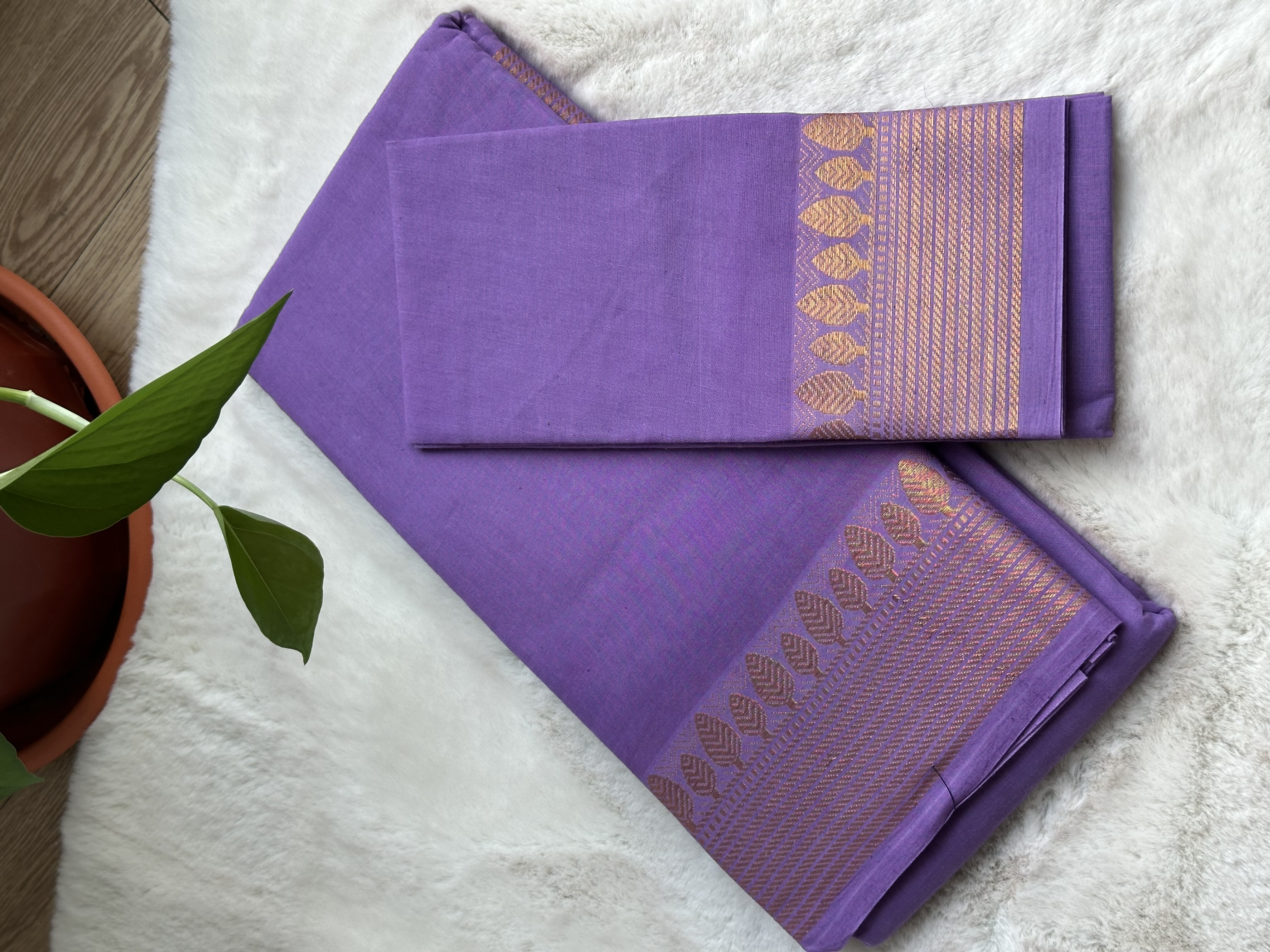 Kadambari Sungudi Saree