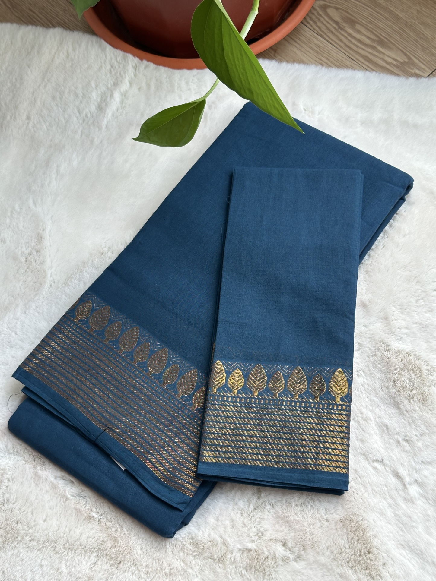 Kadambari Sungudi Saree