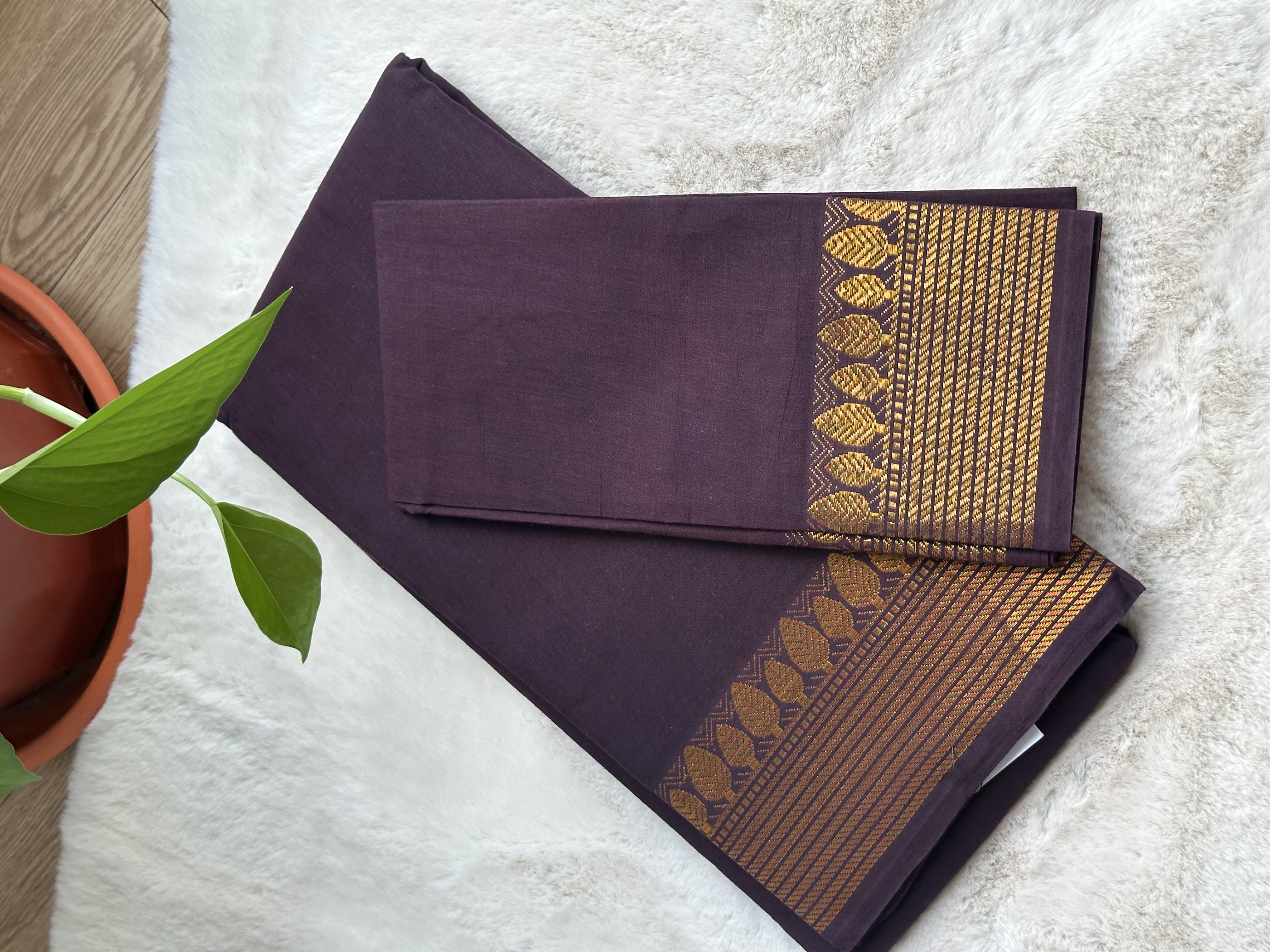 Kadambari Sungudi Saree