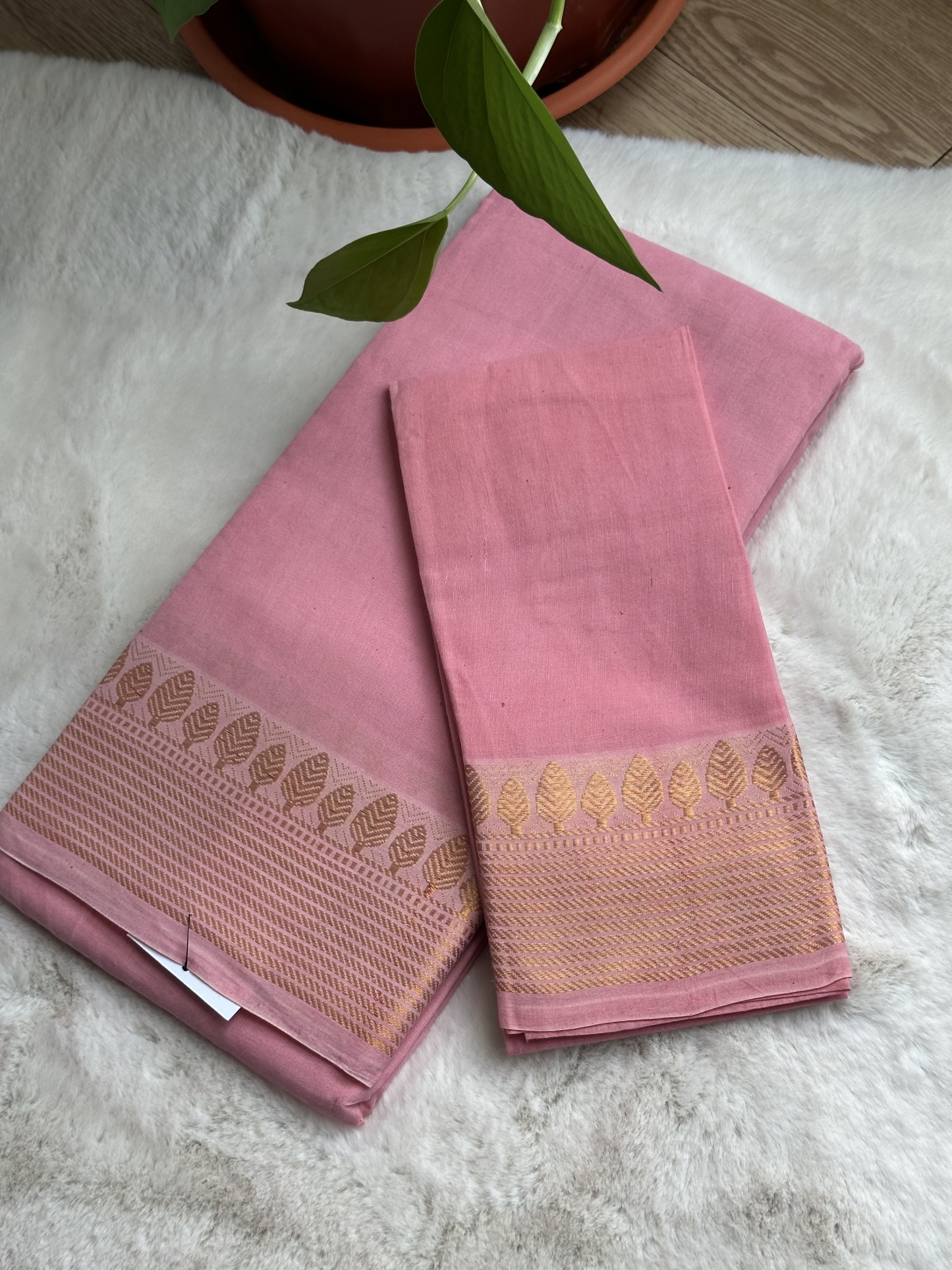 Kadambari Sungudi Saree