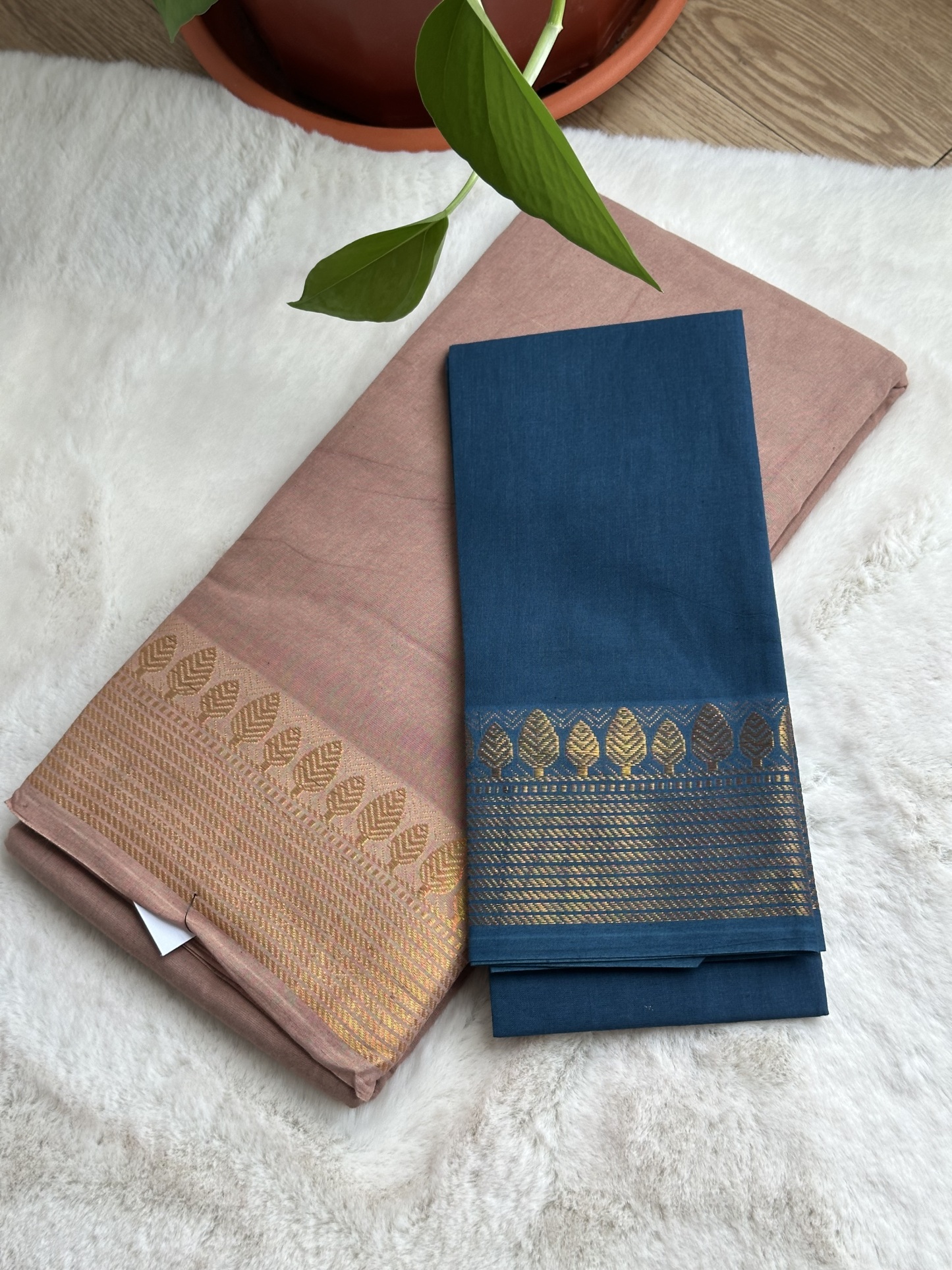 Kadambari Sungudi Saree