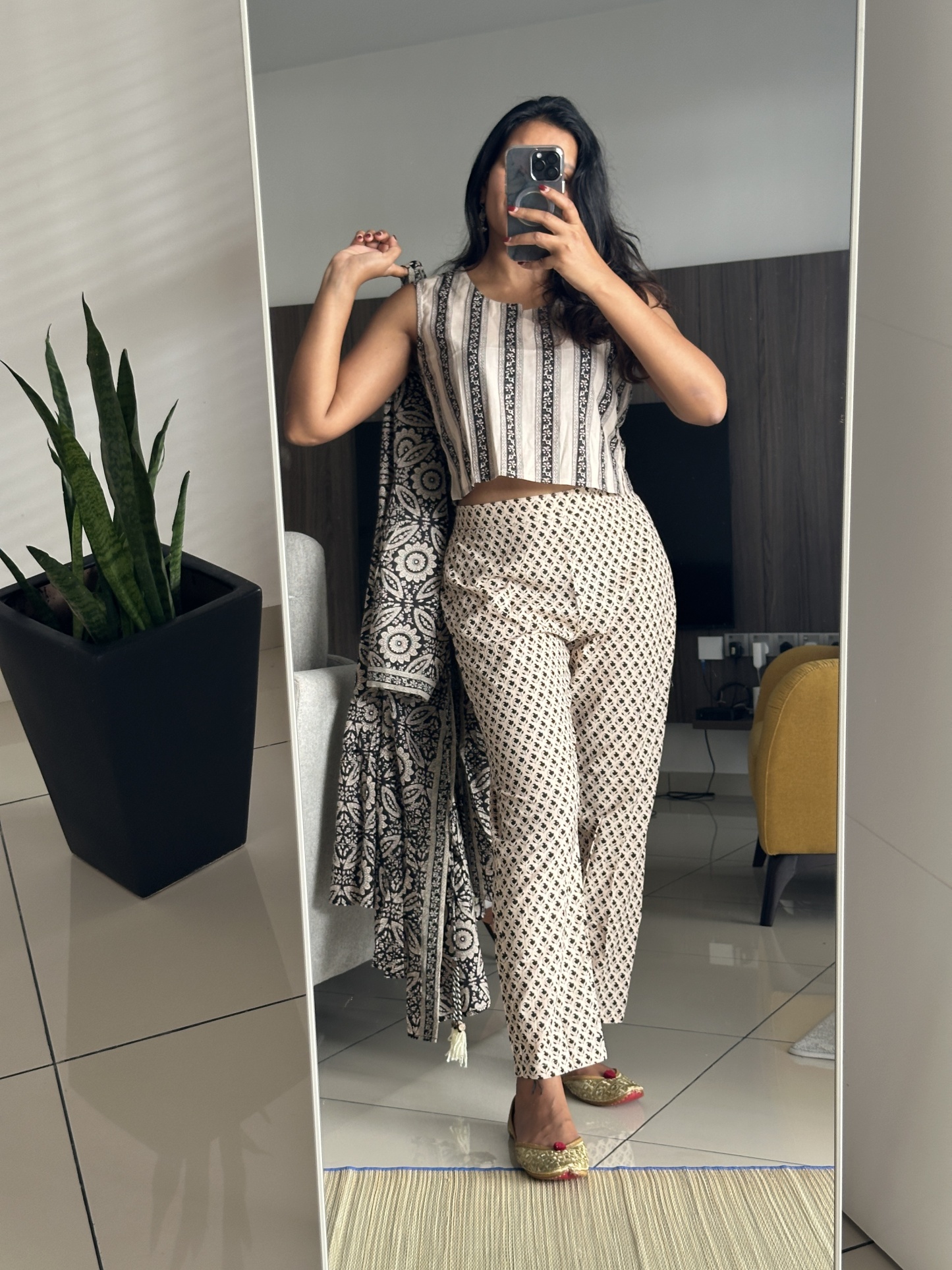 Co ord Set with Shrug