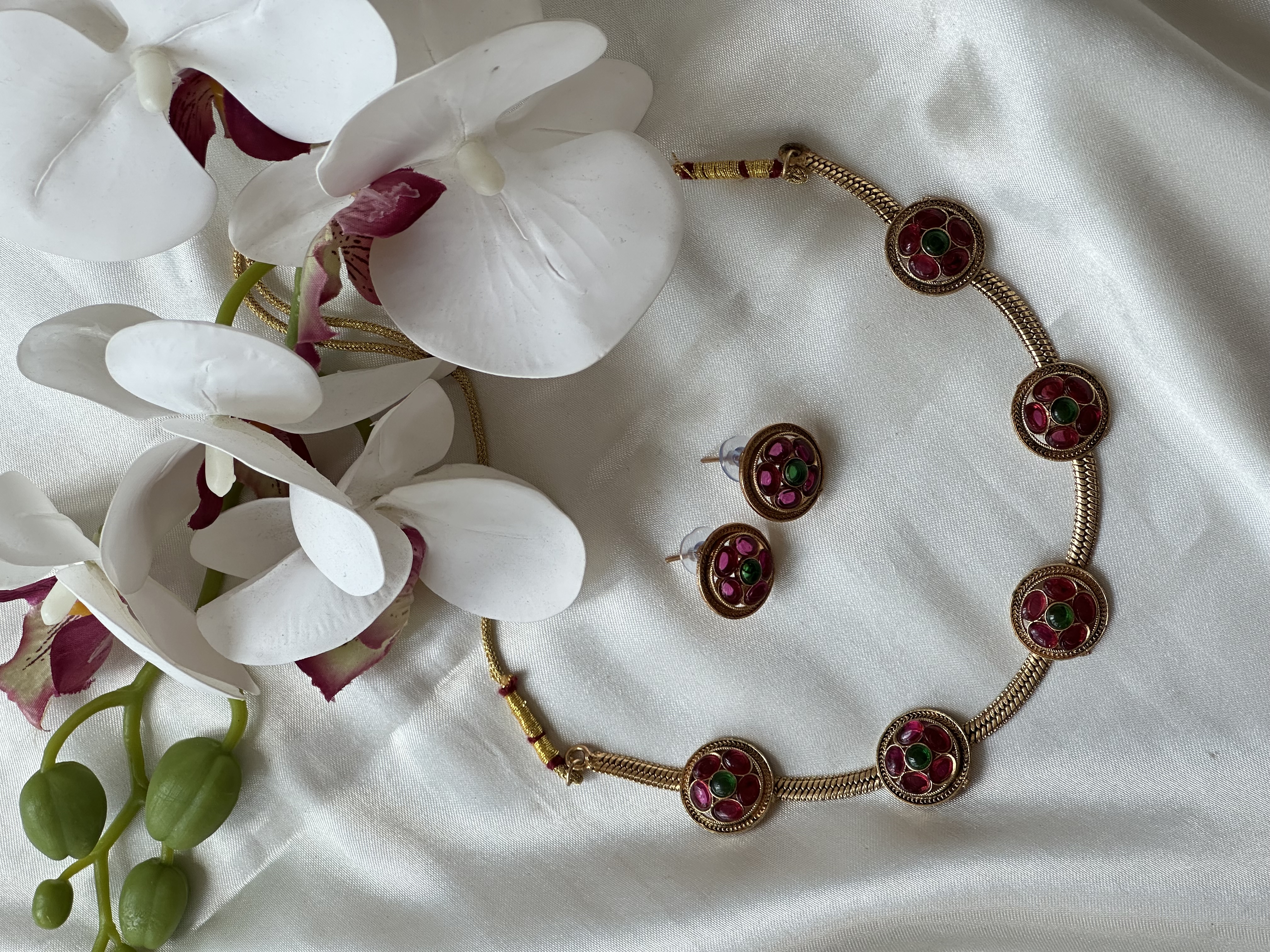 Round Thick Chain Choker (Ruby)